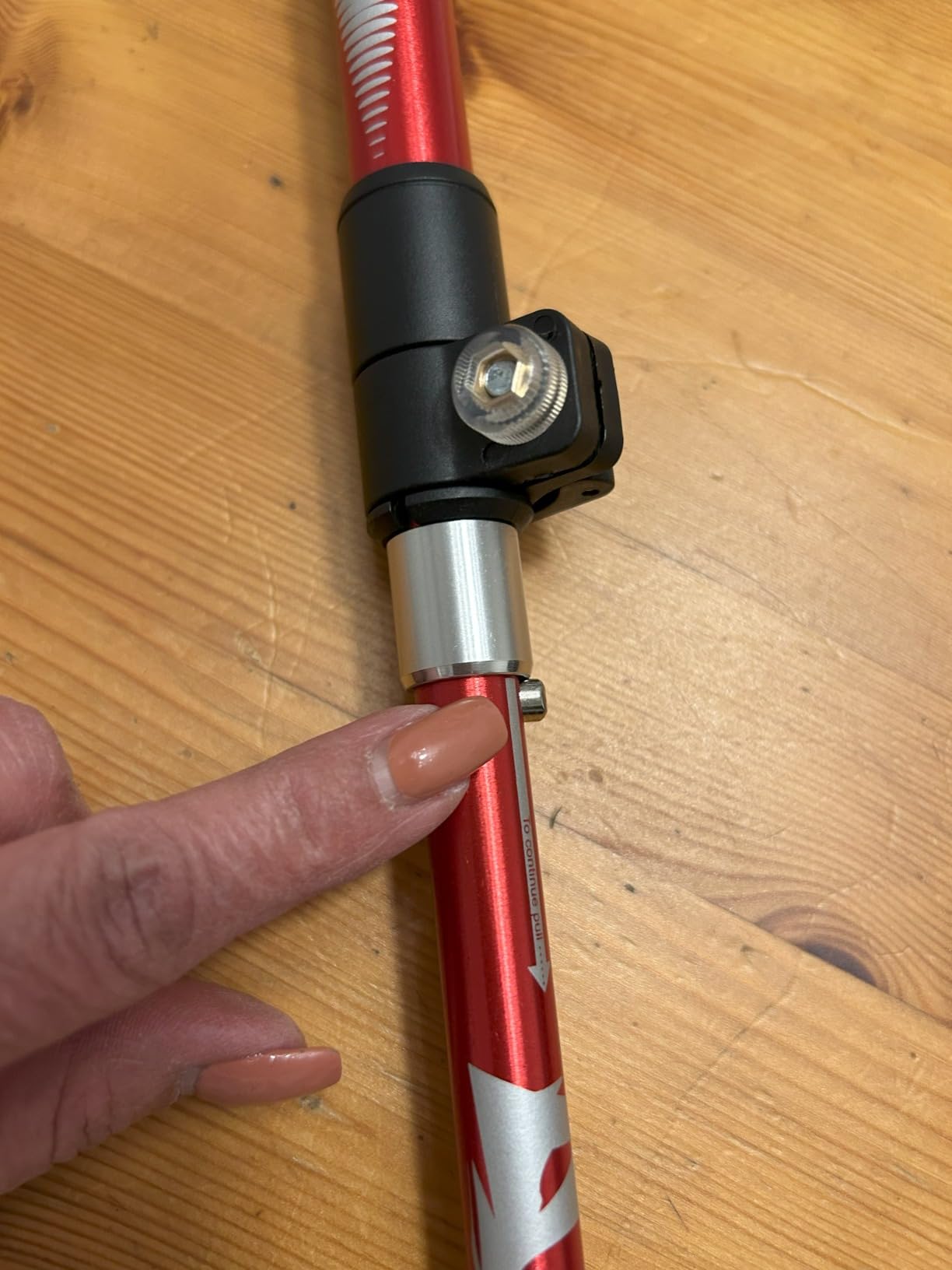 A ALAFEN 7075 Aluminum Collapsible Ultralight Trekking Pole customer photo 1