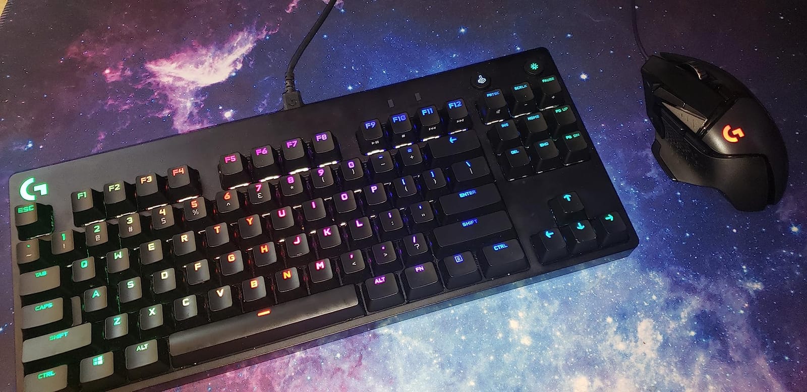 Logitech G PRO Mechanical TKL Tenkeyless Gaming Keyboard (Clicky) - Black customer photo 1