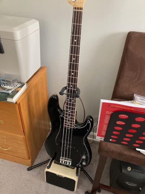 JOYO 10W Mini Bass Amp Bass Guitar Practice Amp Combo Bass Amplifier Portable Small Battery Powered Bass Amp Dual Channel (MA-10B) customer photo 2