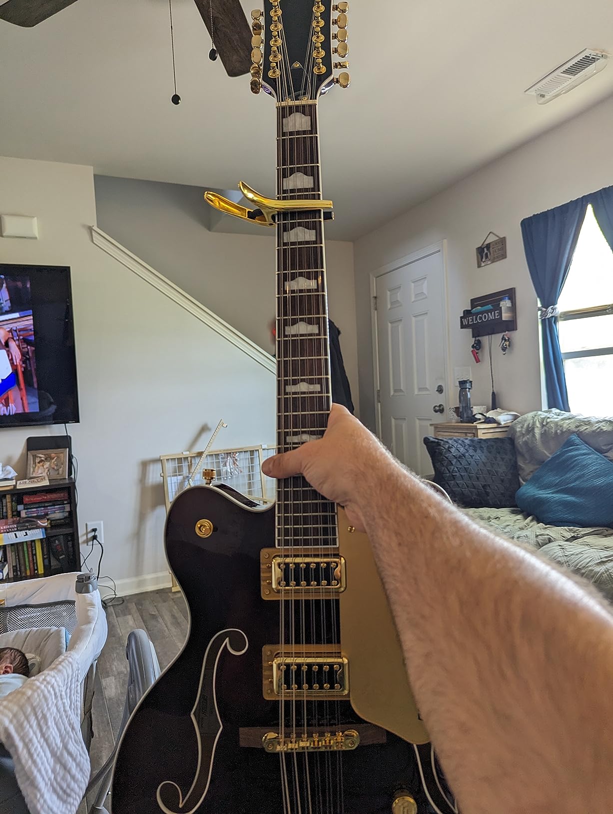 Ernie Ball Axis Dual Radius Capo, Black Satin (P09600) customer photo 1