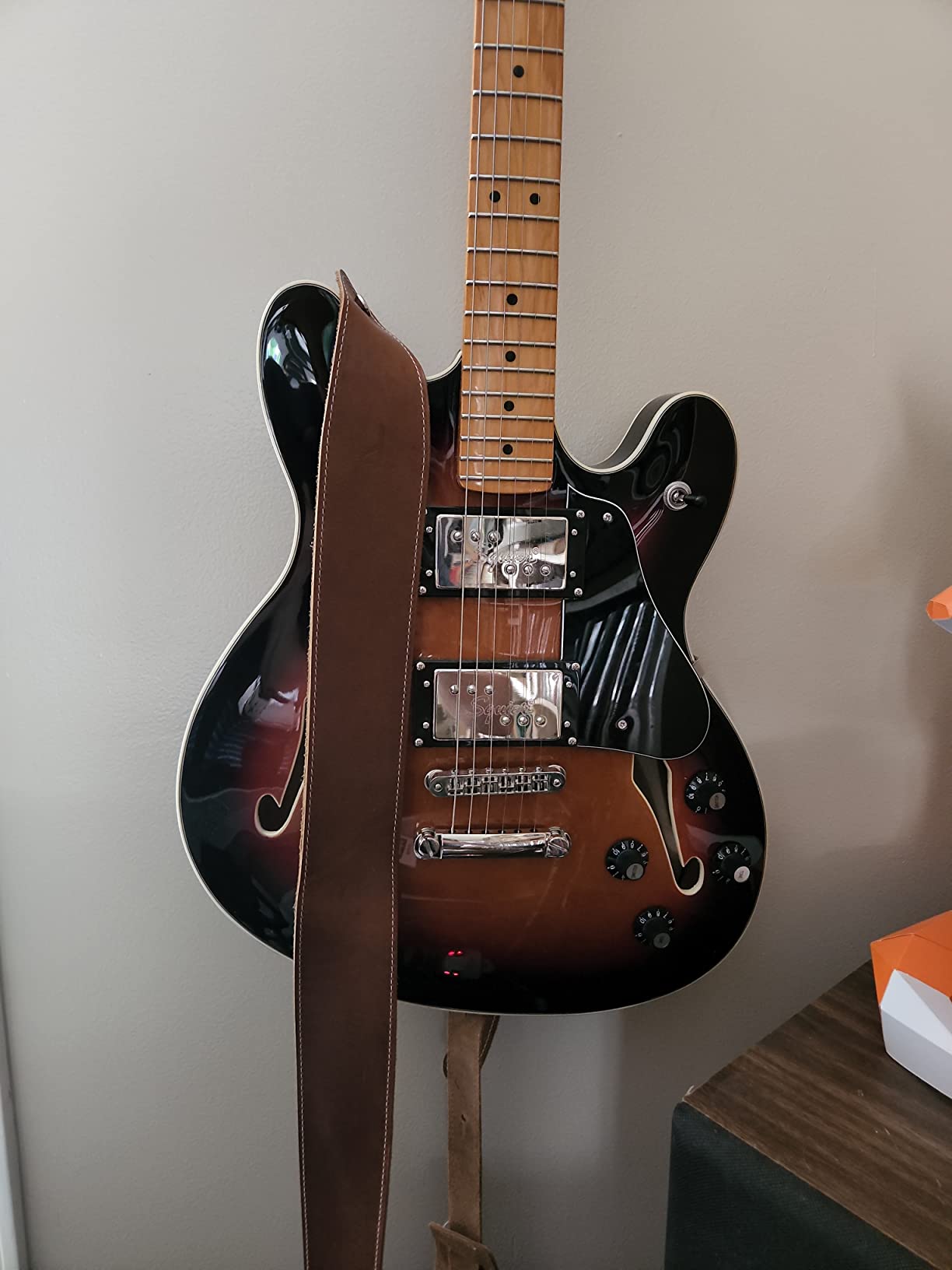 Squier Classic Vibe Starcaster Electric Guitar, with 2-Year Warranty, Natural, Maple Fingerboard customer photo 1
