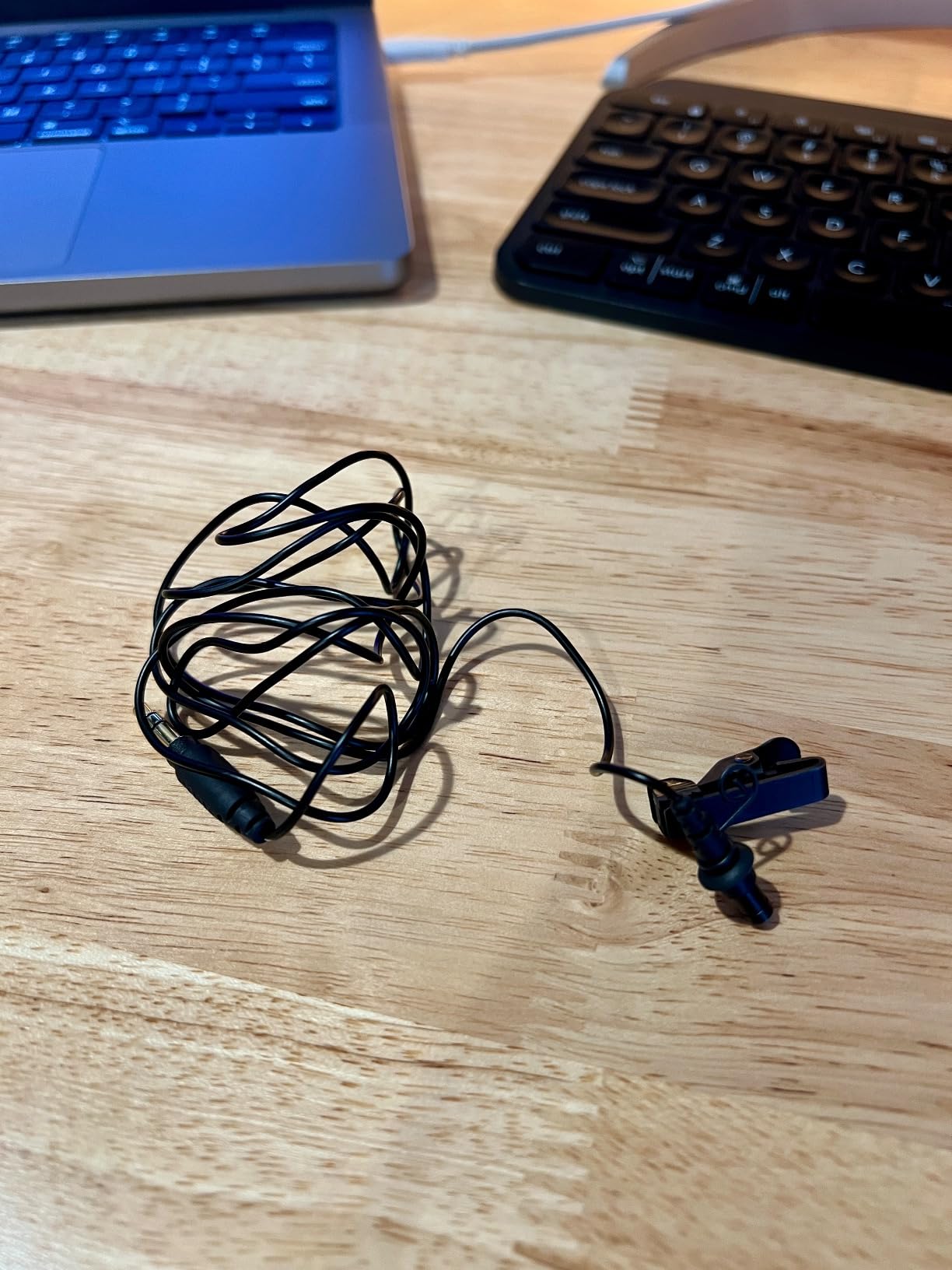 Rode Lavalier GO Professional Wearable Microphone,Black customer photo 1