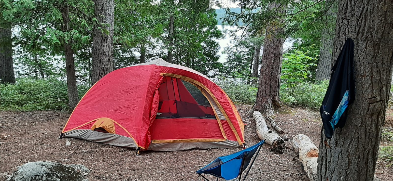Klymit Insulated Double V Inflatable Sleeping Pad | Double Wide, Thick, Lightweight, Easy to Inflate, Foldable Air Bed for Camping & Backpacking, Orange customer photo 2