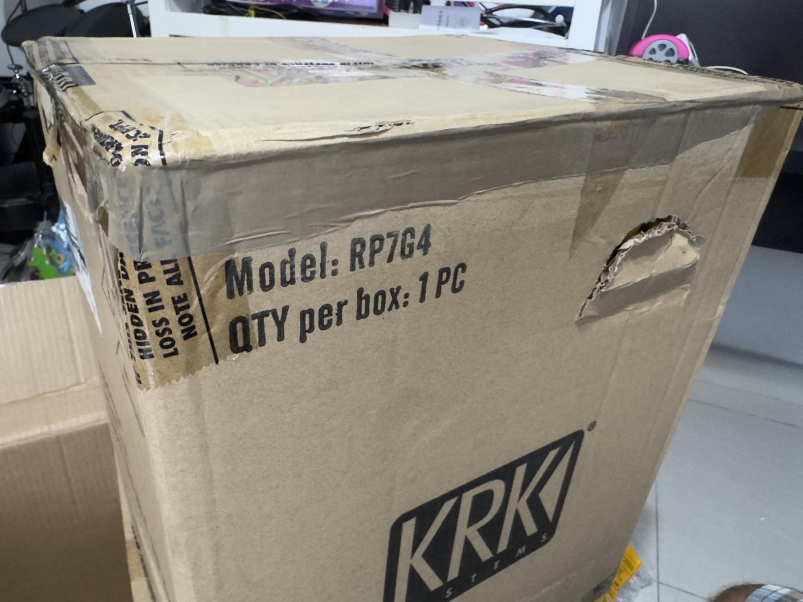 KRK Rokit 7 G4 Studio Monitor Speaker Bundle - Pair, Black customer photo 1