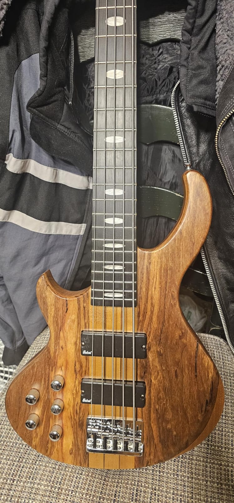 Left-handed 5 String Electric Bass Guitar Millettia Laurentii+Okoume body maple customer photo 1