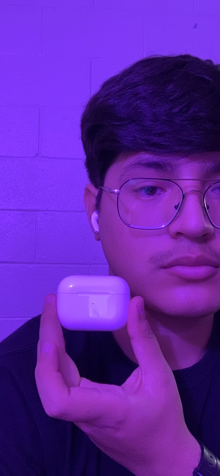Apple AirPods Pro customer photo 2