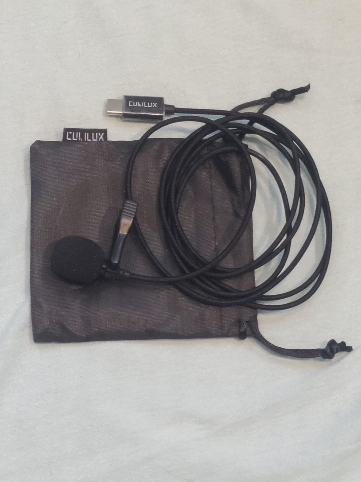 Cubilux USB C Microphone, Type C Lavalier MIC, External Lapel Clip MIC for iPhone 16/15 Pro Max, iPad Pro 13/12.9/11, iPad Air 13/5th/4th, Samsung S25/S24/S23/S22 Z Fold/Flip 6/5/4 Tab S10/S9/S8, 5 FT customer photo 2