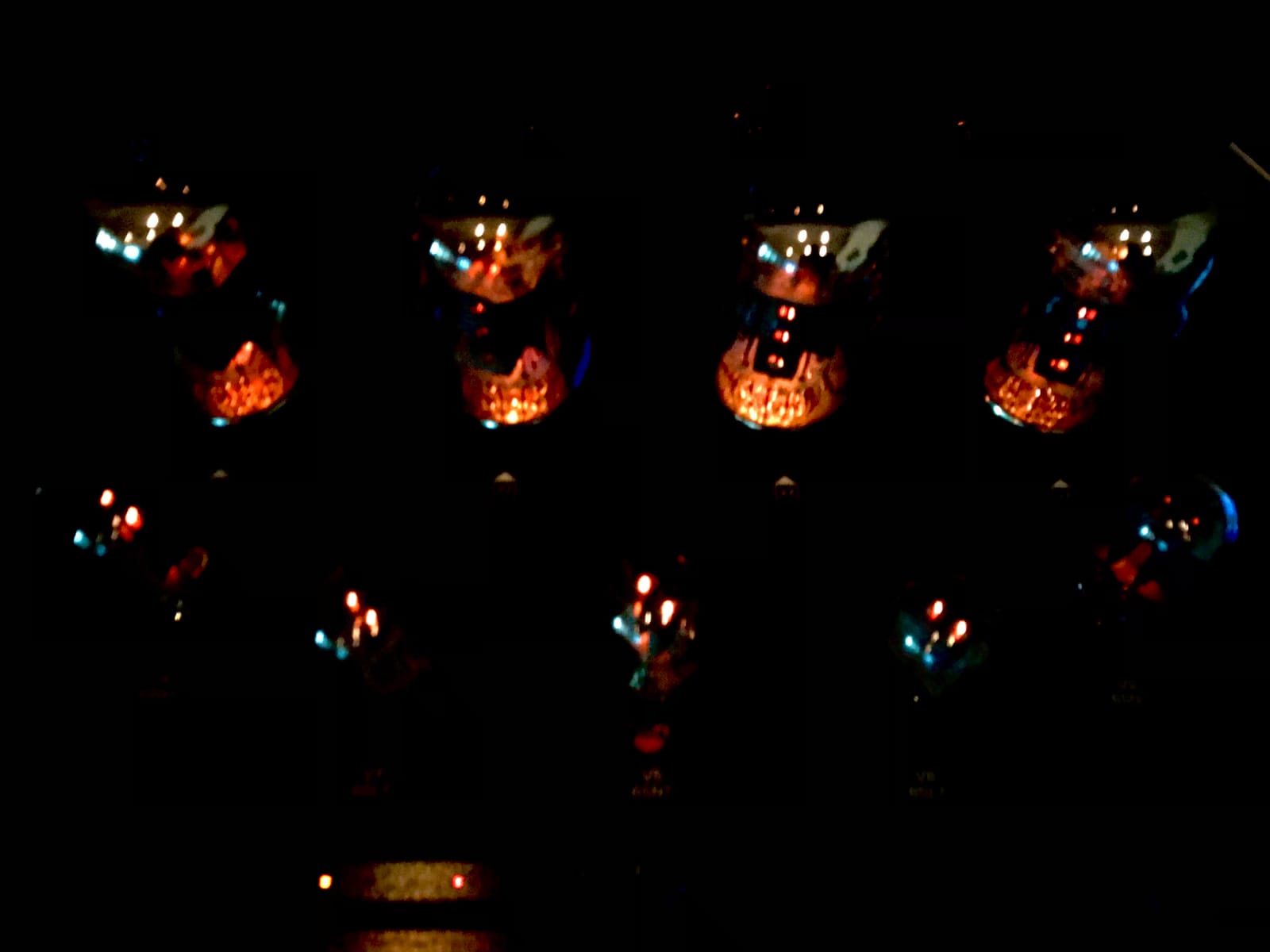 R8 KT88 x4 Tube Amplifier Hi-Fi Integrated Vacuum Tube Amp with Headphone Output KT88,EL34 Replaceable (Black) customer photo 2