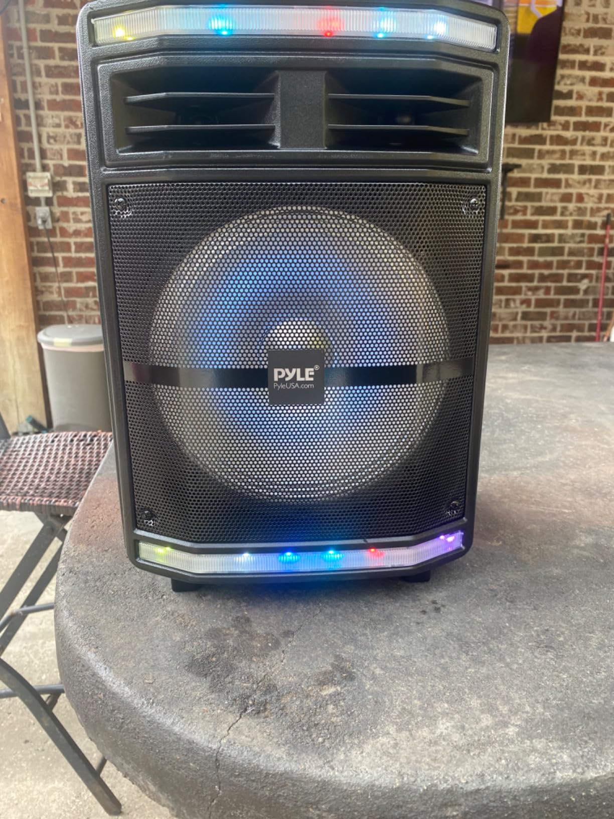 Pyle Portable Bluetooth PA Speaker System - 600W Bluetooth Speaker Portable PA System W/ Rechargeable Battery, Party Lights, MP3/USB SD Card Reader, Rolling Wheels - Pyle PPHP1044B customer photo 1