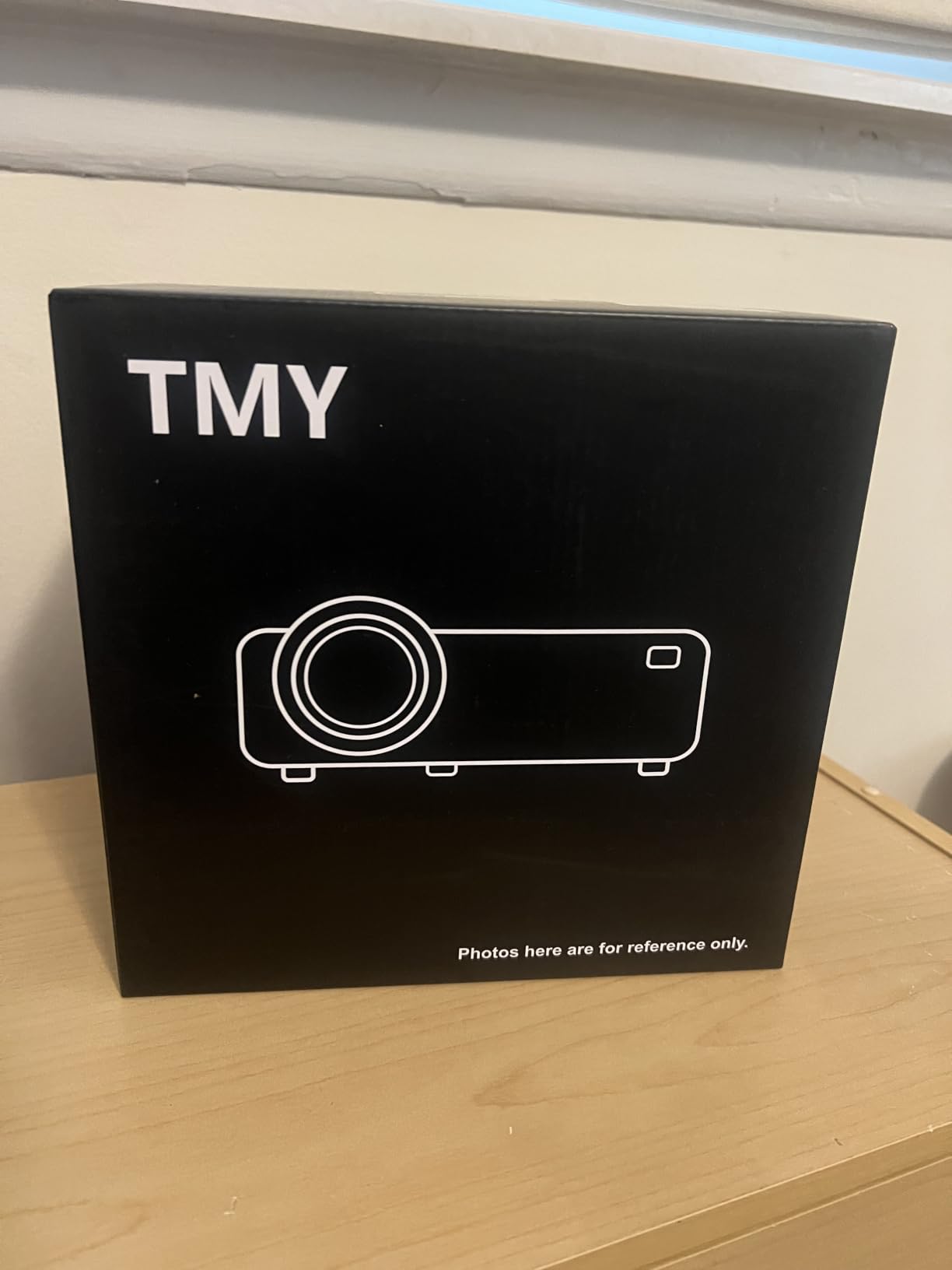 TMY 1080P Mini Portable Projector, 2-way Bluetooth, with 80in Screen customer photo 1