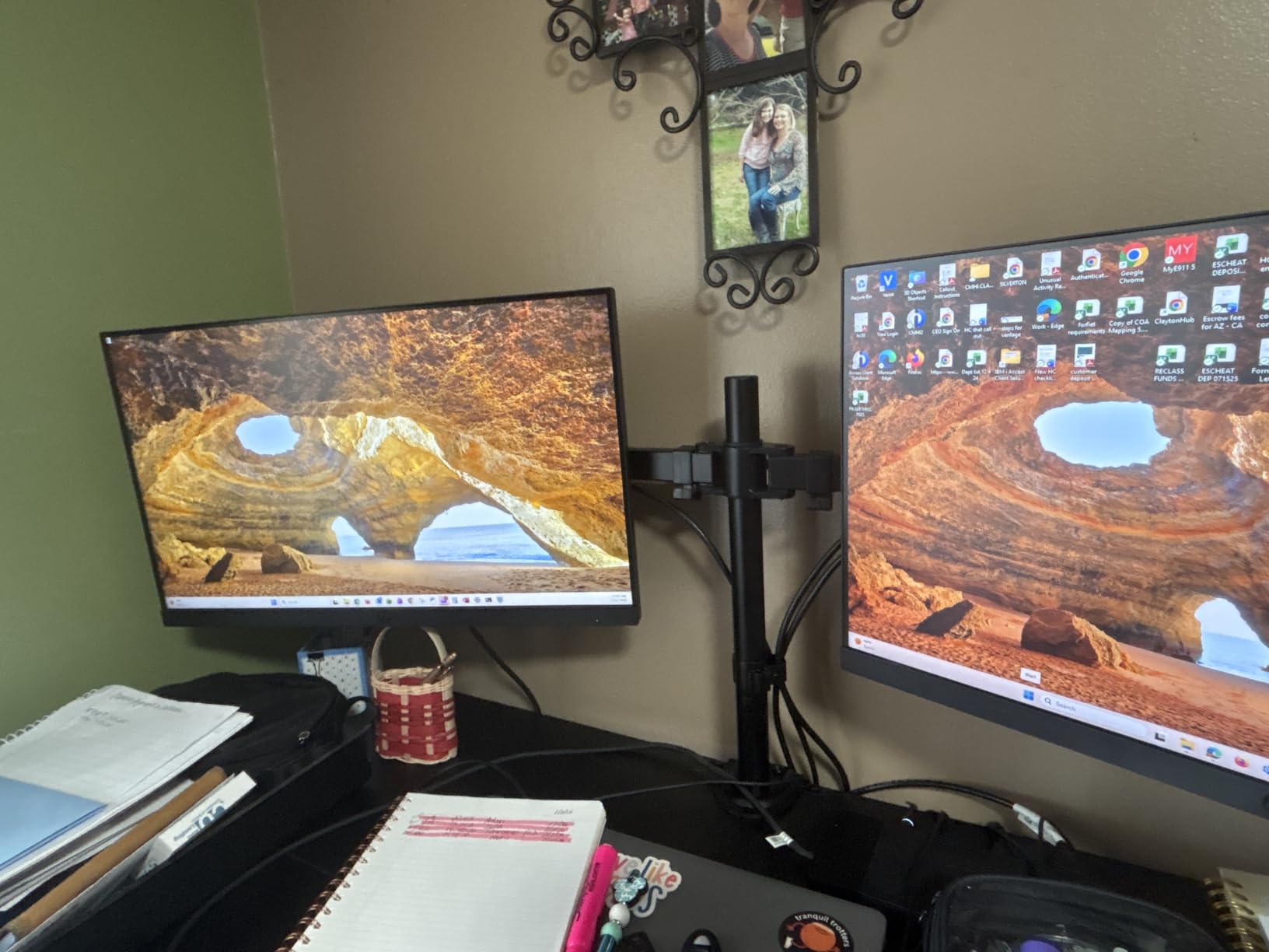 ErGear Dual Monitor Stand, Heavy Duty Adjustable Monitor Desk Mount for 2 Screens up to 32 Inches, Fully Adjustable Height, Tilt, Swivel, Rotate, Supports 17.6 lbs per Monitor Arm, Easy Installation customer photo 1