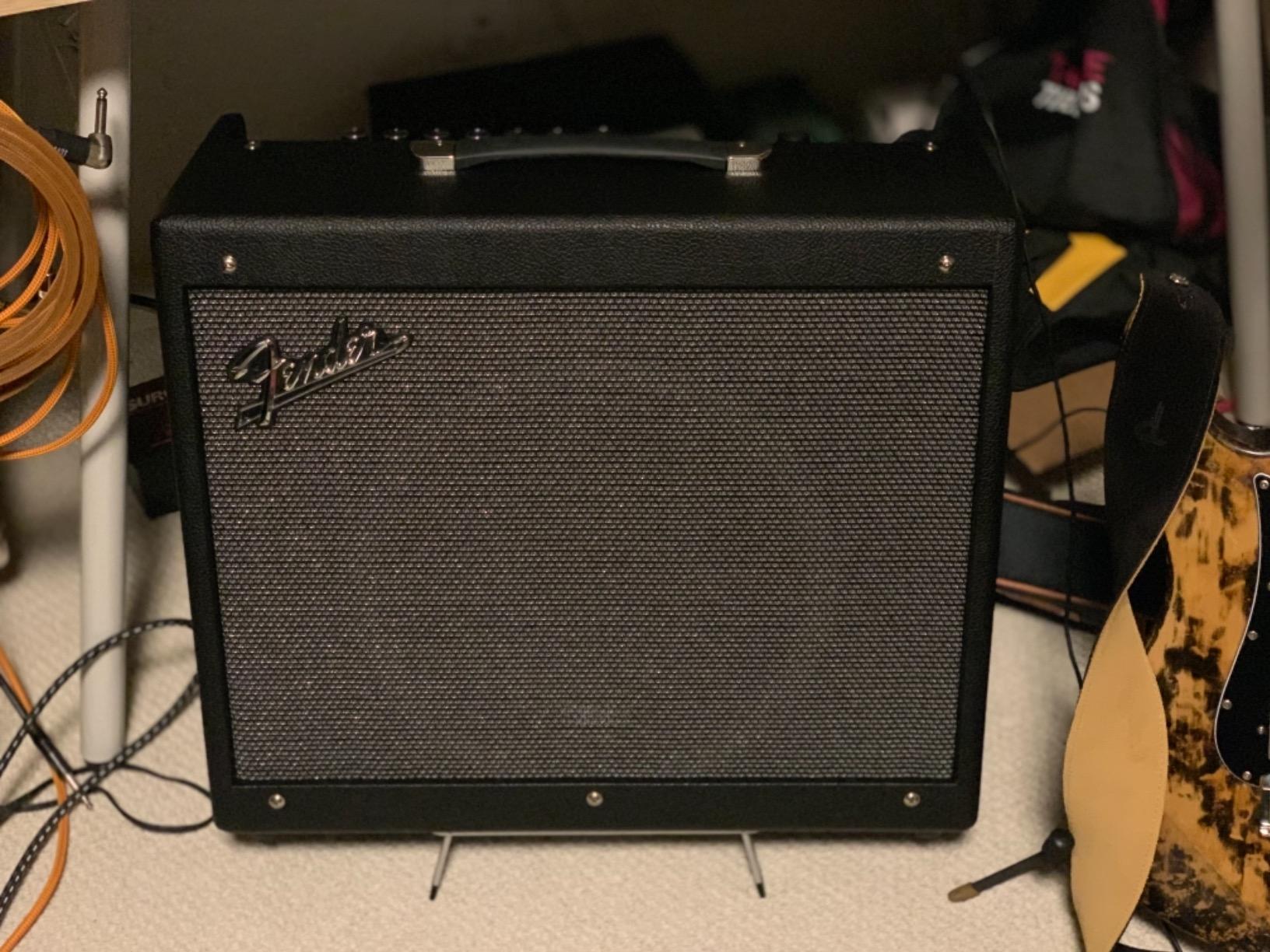 Fender Mustang GTX100 Guitar Amp and 7 Button Footswitch, 100 Watts, with 2-Year Warranty Integrated Looper, Bluetooth Audio Streaming for Play Along, 24.5Dx21.05Wx13.05H Inches, Black customer photo 1