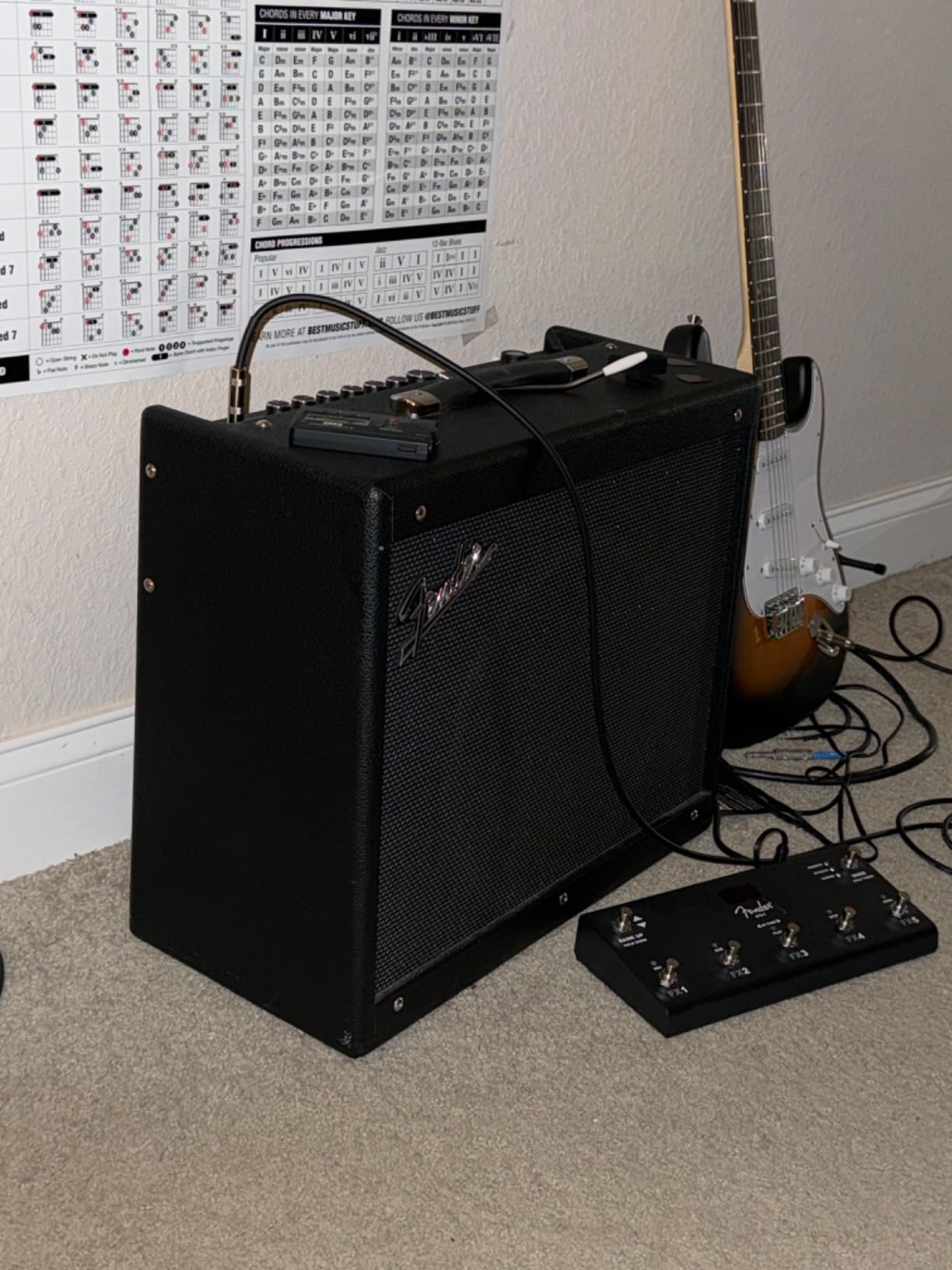 Fender Mustang GTX100 Guitar Amp and 7 Button Footswitch, 100 Watts, with 2-Year Warranty Integrated Looper, Bluetooth Audio Streaming for Play Along, 24.5Dx21.05Wx13.05H Inches, Black customer photo 2