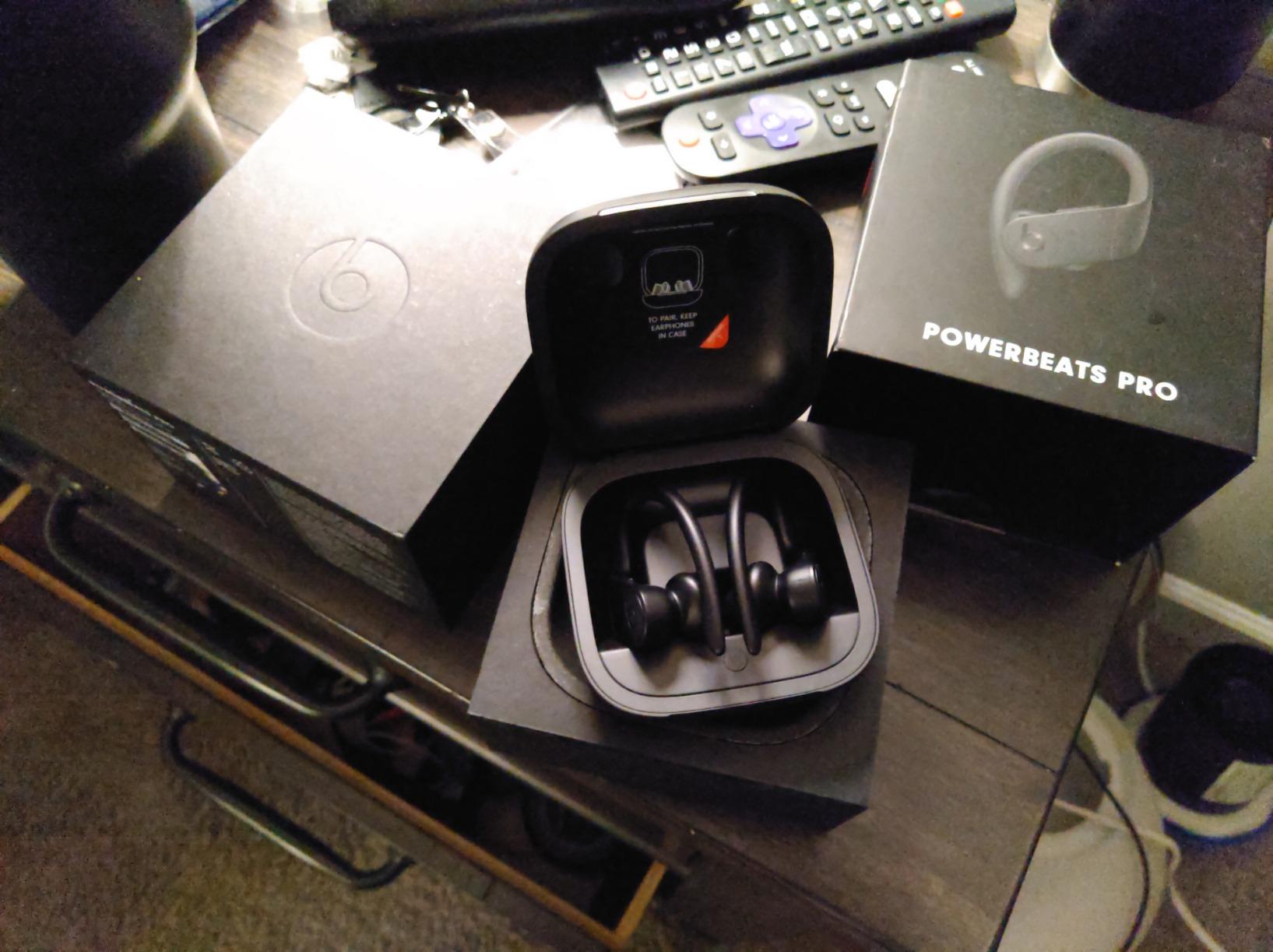 Beats_by_dre Beats Powerbeats Pro Wireless Earbuds - Class 1 in-Ear Bluetooth Headphones - Navy (Renewed) customer photo 2