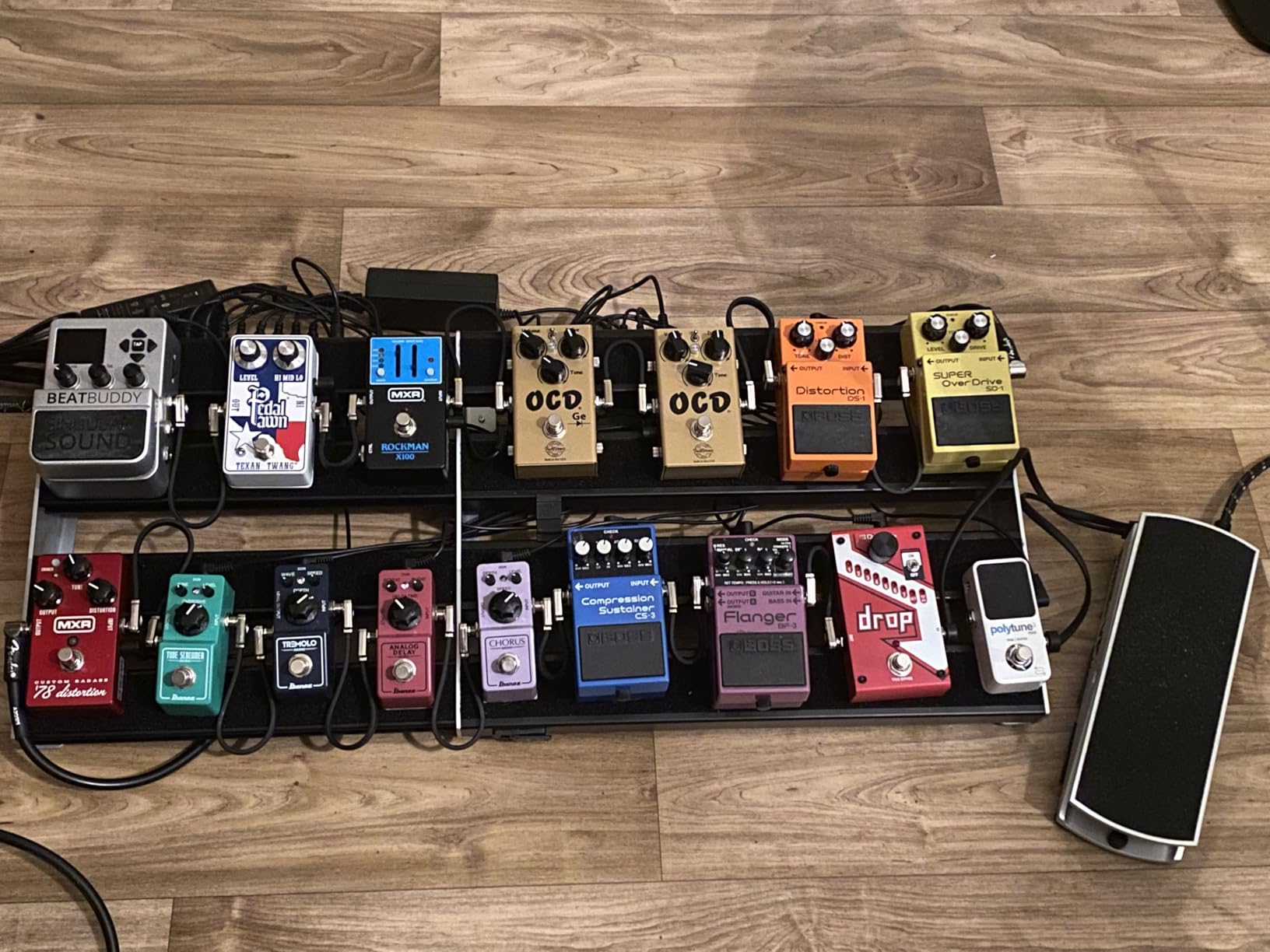 Voodoo Lab Pedal Power X8 High Current Power Supply customer photo 2