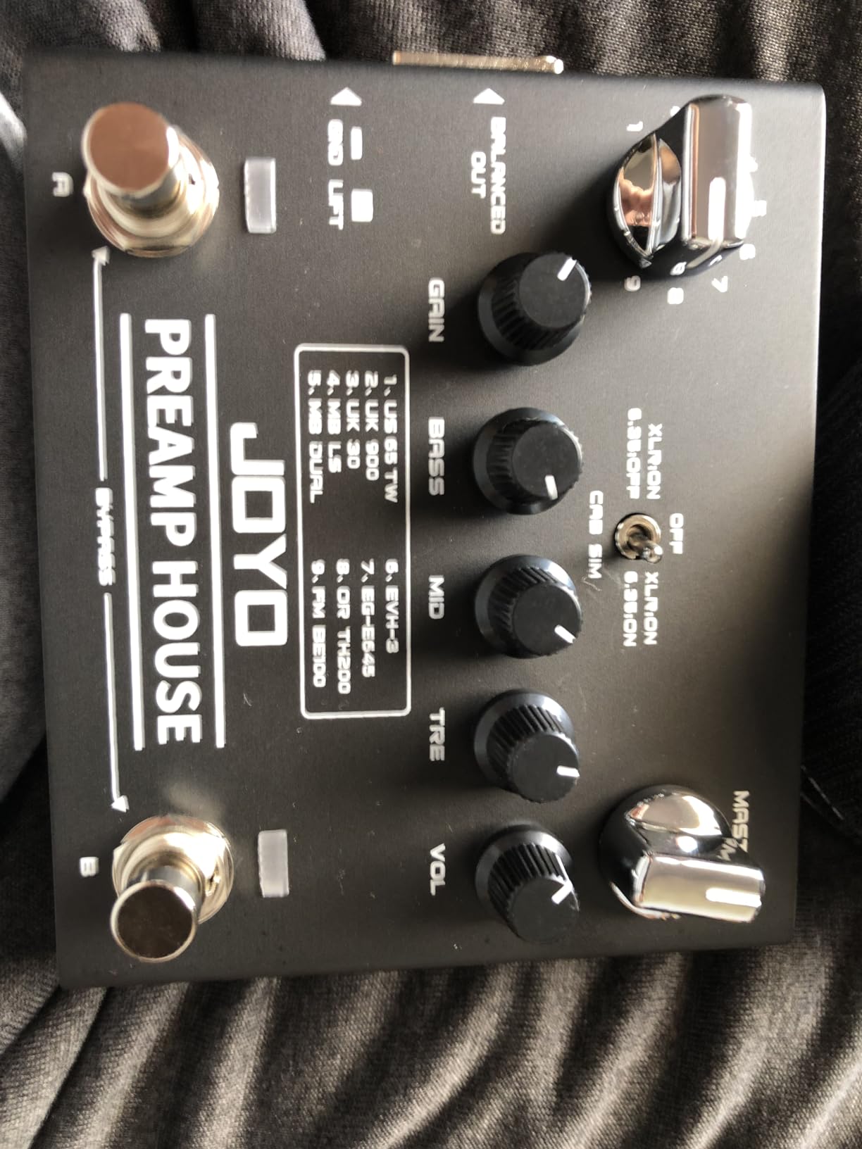 JOYO Amp Simulator Guitar Pedal, 9 Amp Models with Dual Channel & 18 Tones, IR Cab Sim, XLR Out & FX Loop, Bypass (Preamp House R-15) customer photo 1