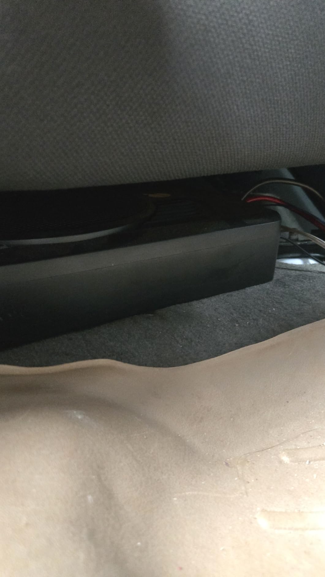 Planet Audio P8AWK 8 Inch Under Seat Powered Car Subwoofer, 800 Watts, customer photo 2