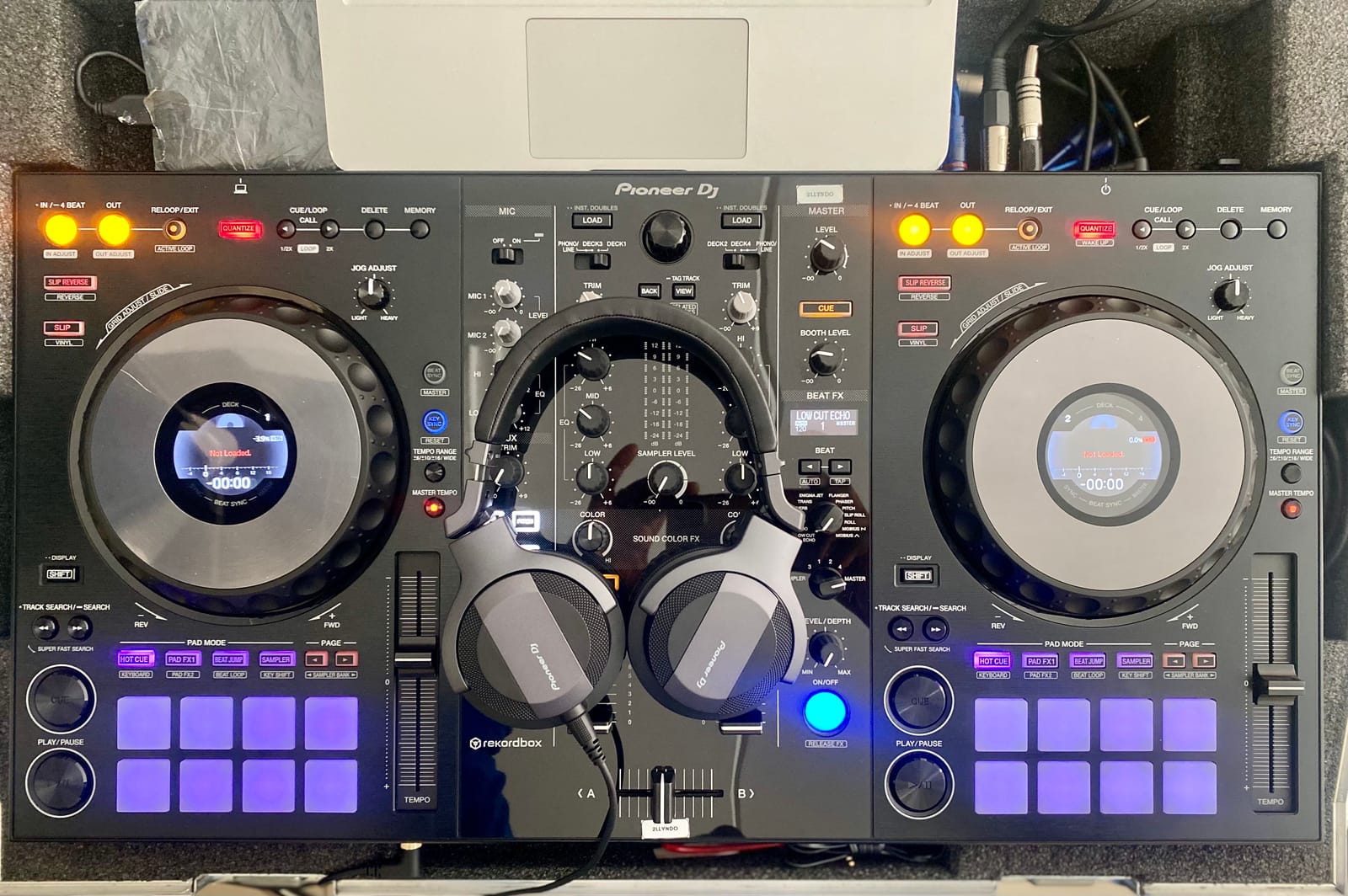 Pioneer DJ HDJ-CUE1 On-Ear Wired DJ Headphones, Foldable, Dark Silver customer photo 1