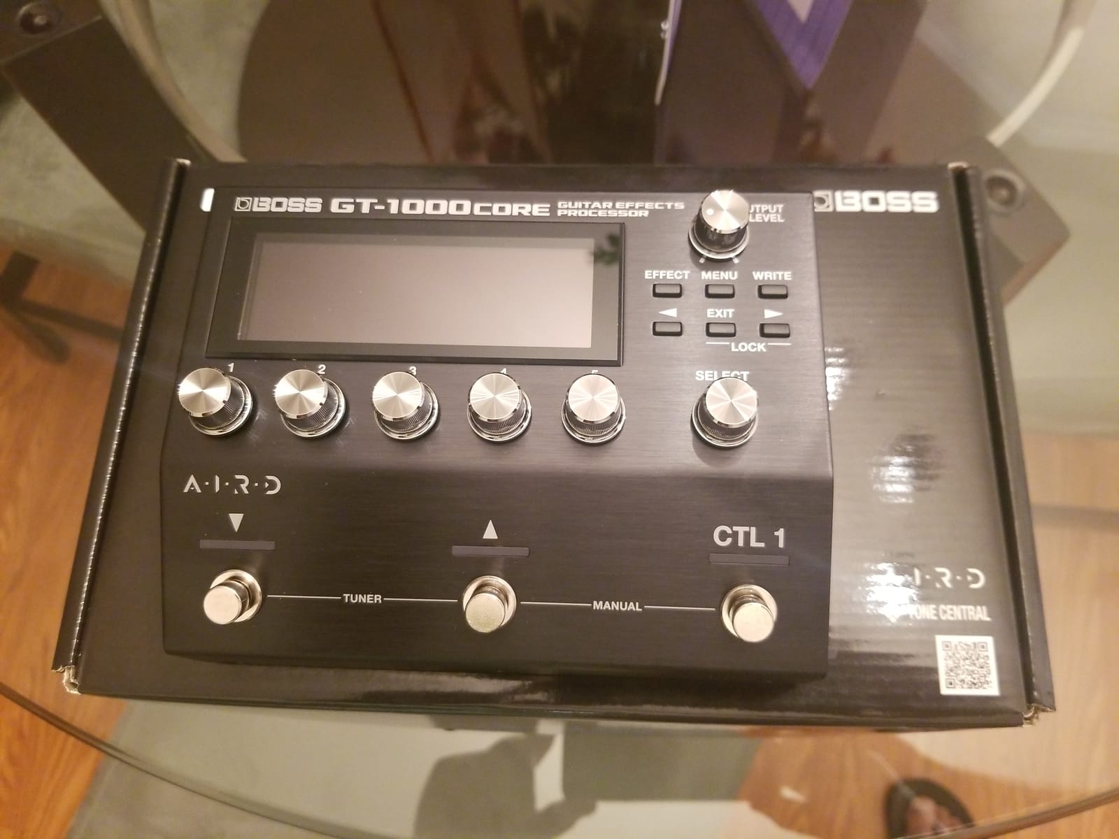 BOSS GT-1000CORE Guitar Effects Processor in a Compact Pedal | Unlimited Sound Creation | Unmatched Sound Quality with 32-Bit AD/DA | 32-Bit Floating-Point Processing | Cutting-Edge AIRD Technology customer photo 1
