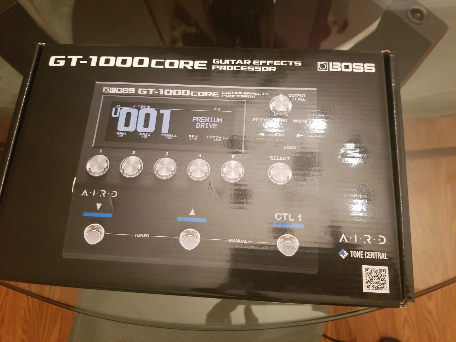 BOSS GT-1000CORE Guitar Effects Processor in a Compact Pedal | Unlimited Sound Creation | Unmatched Sound Quality with 32-Bit AD/DA | 32-Bit Floating-Point Processing | Cutting-Edge AIRD Technology customer photo 2