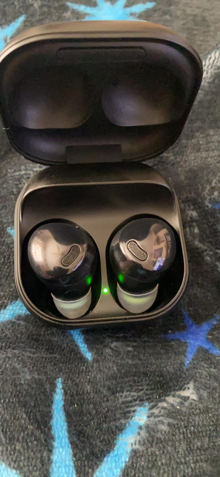 SAMSUNG Galaxy Buds Pro, Bluetooth Earbuds, True Wireless, Noise Cancelling, Charging Case, Quality Sound, Water Resistant, Phantom Black (US Version) customer photo 2
