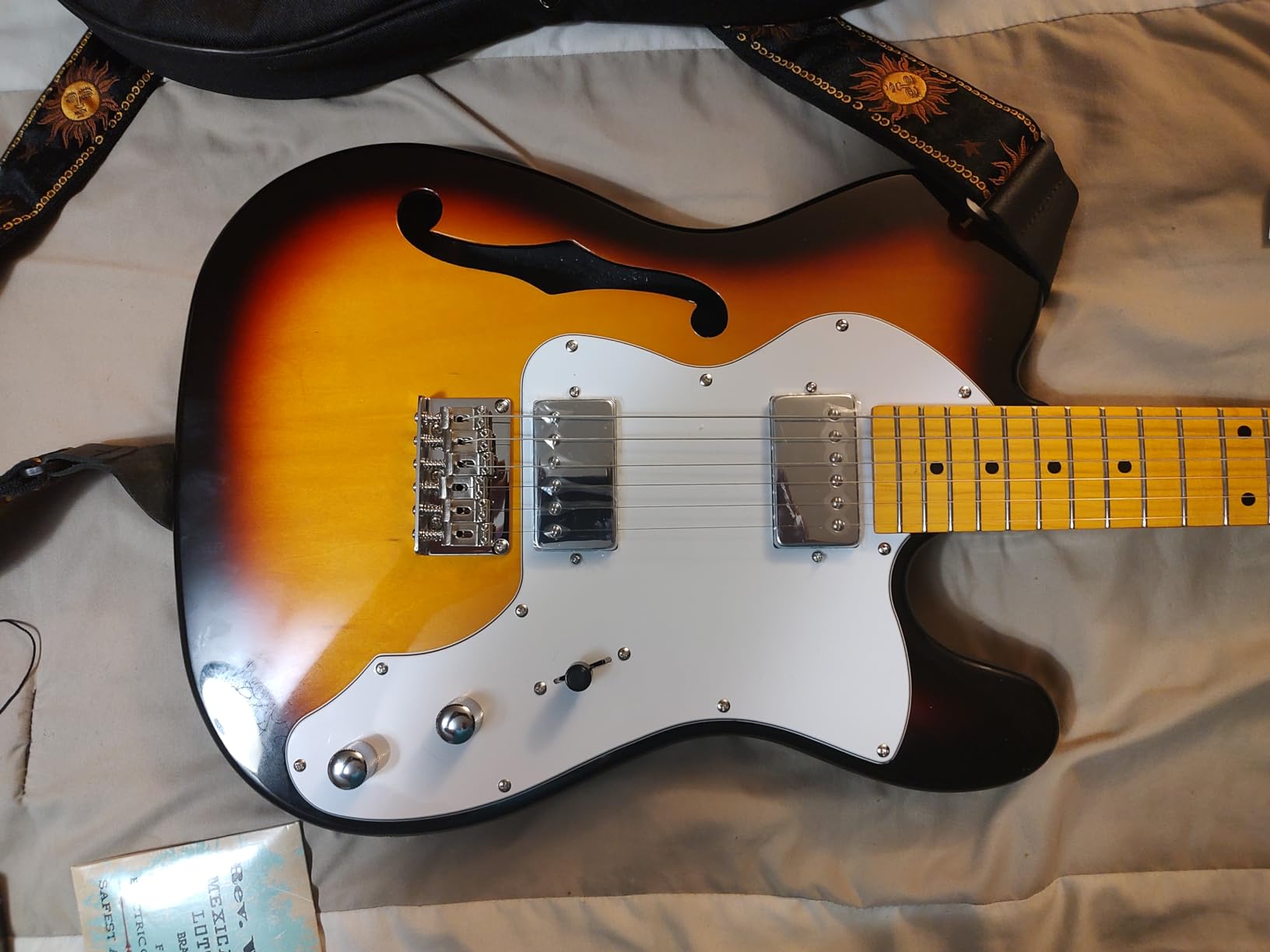 Donner 39 Inch Jazz Electric Guitar TL Thinline F Hole Beginner Full Size Hollow Guitar with H-H Pickups,Bag, Strap, Cable,Sunburst(DJC-1000S) customer photo 2