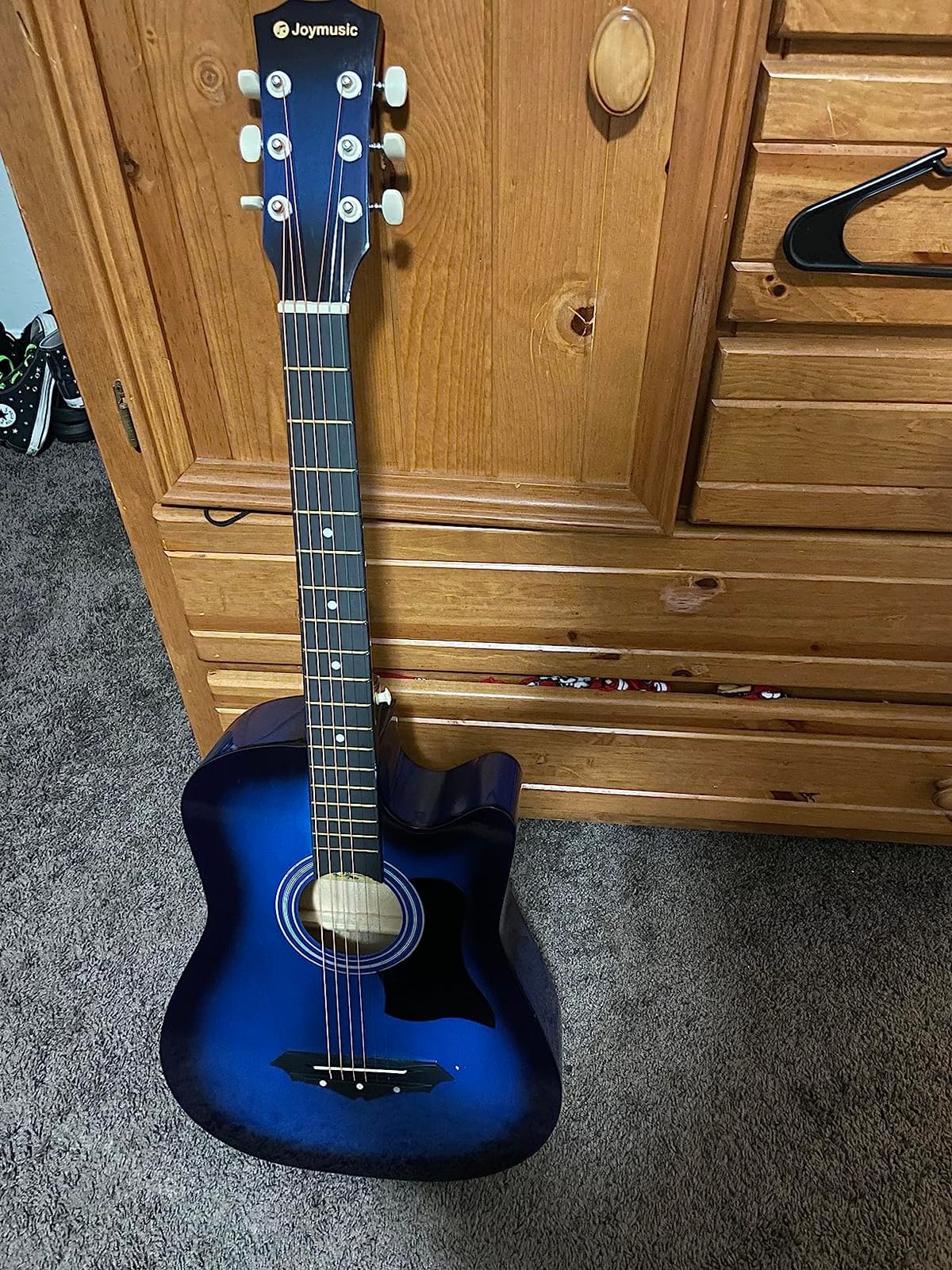 Joymusic 38 inch sunburst beginner acoustic guitar kit,bundle with a strap with picks holder,digital tuner, set strings, capo,cleaning cloth,6 picks,gig bag.(JG-38C,3TS) customer photo 2