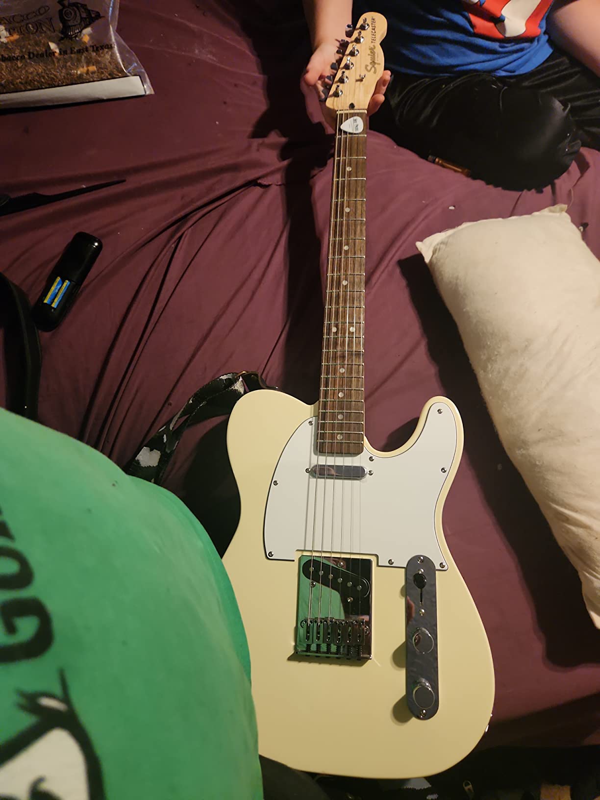 Squier Affinity Series Telecaster Electric Guitar, with 2-Year Warranty, Olympic White, Laurel Fingerboard customer photo 1