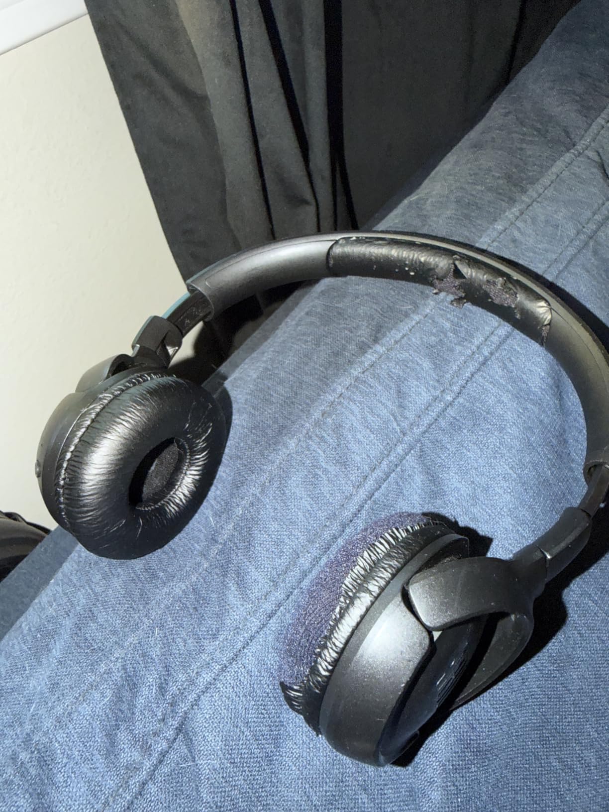JBL Tune 510BT - Wireless On-Ear Headphones - Rose customer photo 2