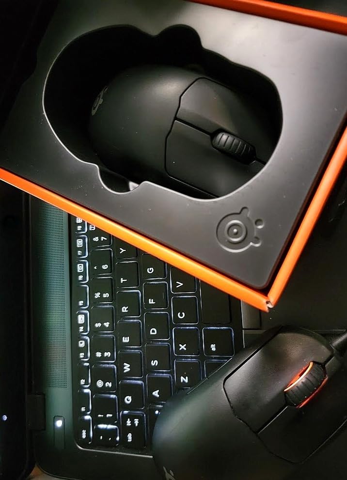 SteelSeries Esports FPS Gaming Mouse – Ultra Lightweight 69g – Prime Edition – 5 Programmable Buttons – 18K CPI TrueMove Pro Sensor – Magnetic Optical Switches – Customization - RGB Lighting – PC/Mac customer photo 2