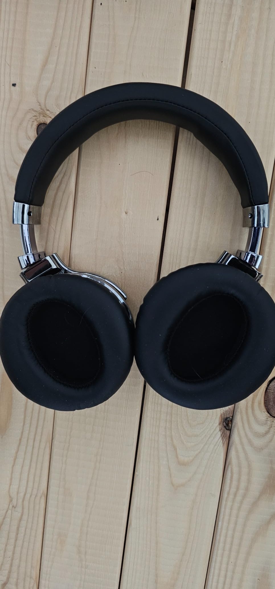 Silensys E7 Active Noise Cancelling Headphones Wireless Bluetooth Headphone with Microphone Deep Bass Over Ear, Comfortable Protein Earpads, 30 Hours Playtime for Travel/Work, Black customer photo 1