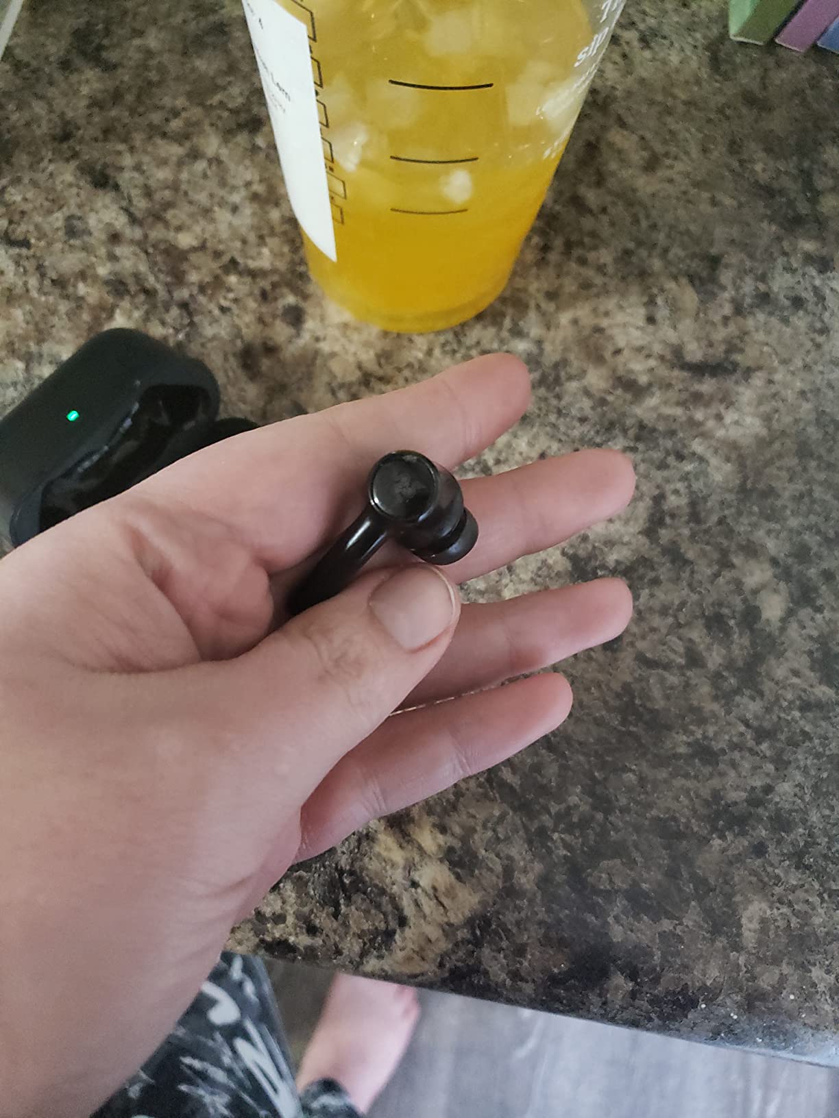 Razer Hammerhead True Wireless (2nd Gen) Bluetooth Gaming Earbuds: Chroma RGB Lighting -60ms Low-Latency- Active Noise Cancellation - Dual Environmental Noise Cancelling Microphones- Classic Black customer photo 2