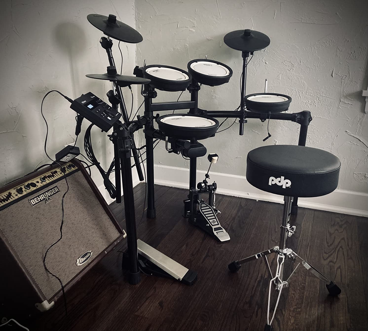 Roland TD-07DMK Electronic V-Drums Kit customer photo 2