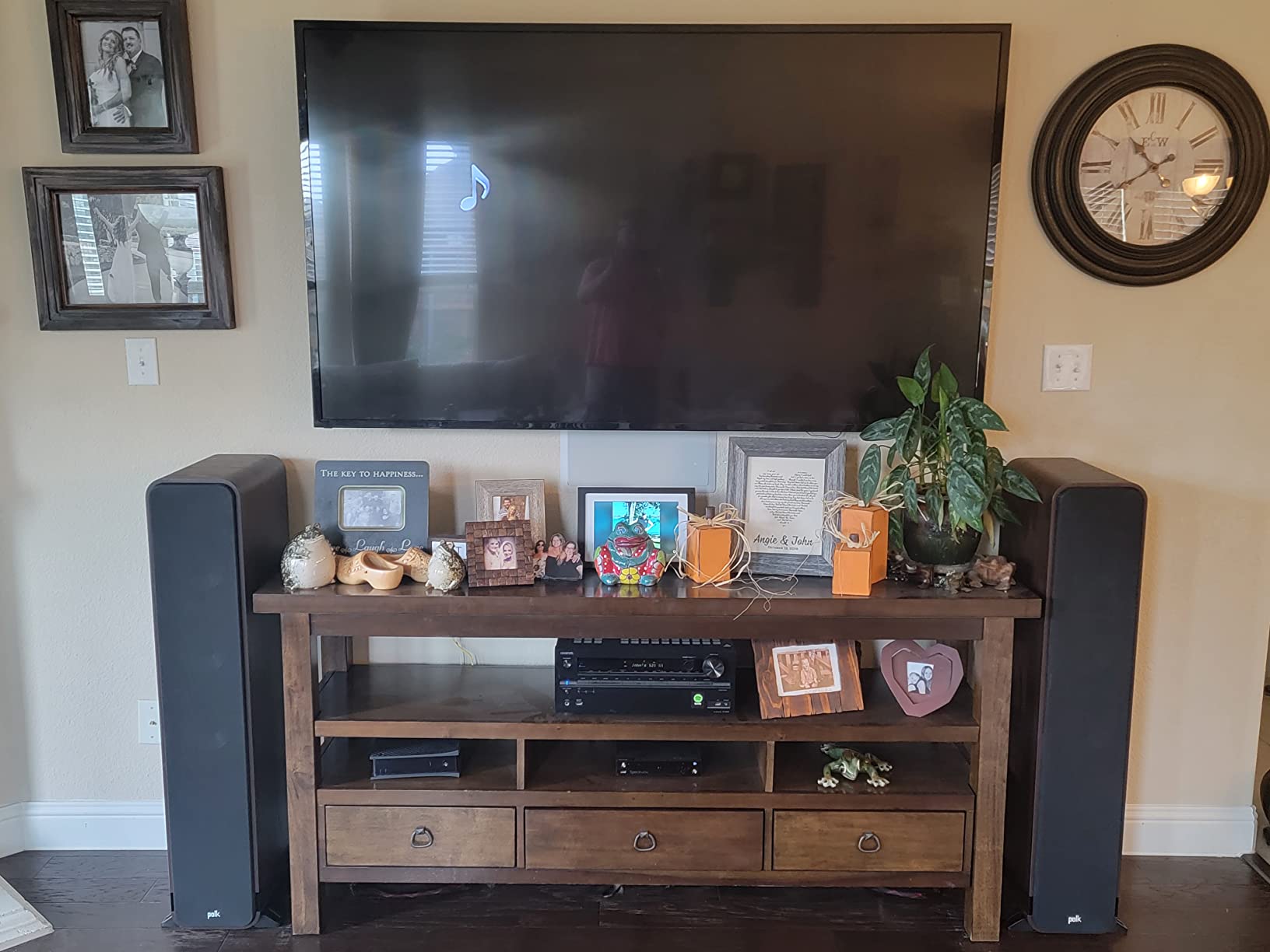 Polk Audio Signature Elite ES60 Tower Speaker, Single, Contemporary Walnut customer photo 1