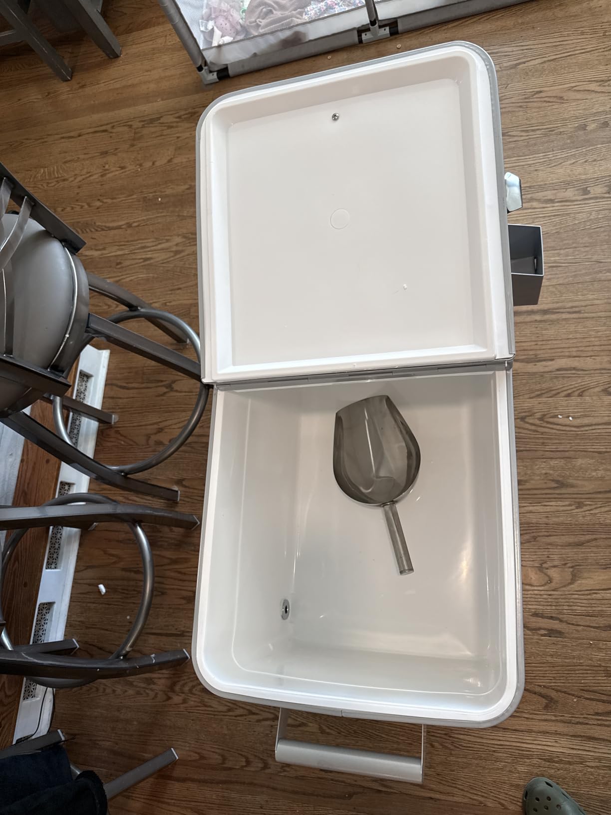 80 Qt Rolling Ice Chest Cooler Cart, Stand Up Cooler Trolley customer photo 2