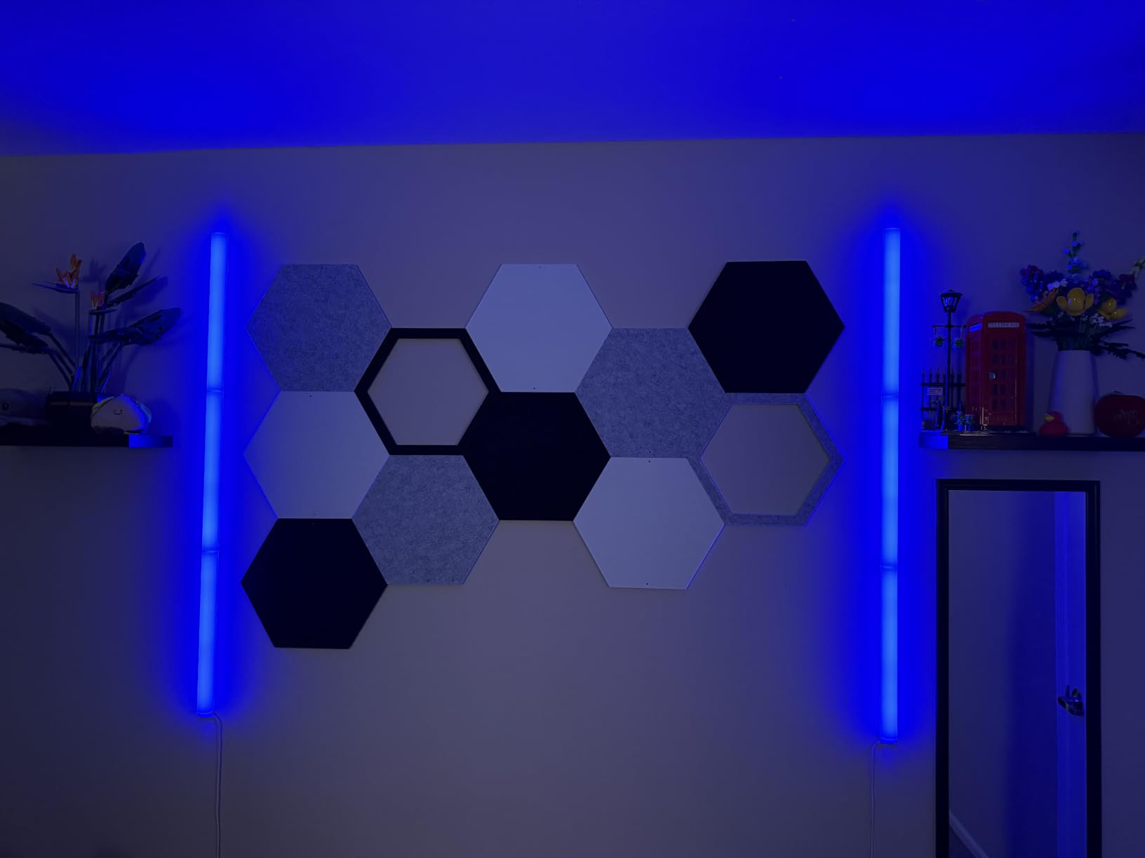 Govee Glide Wall Lights, Smart Gaming Light Bar, Works with SmartThings customer photo 1