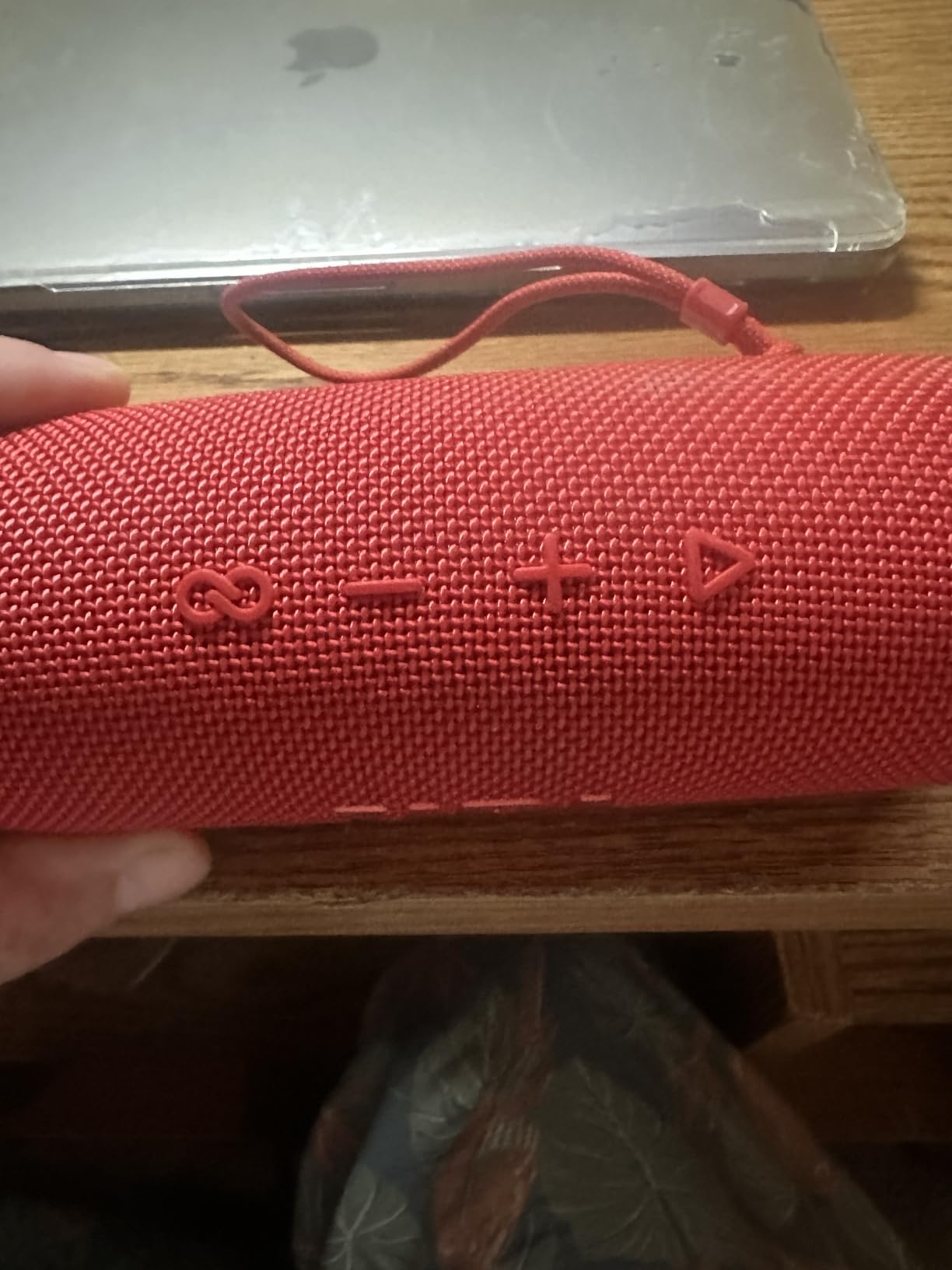 JBL Flip 6 - Portable Waterproof Speaker - Camo customer photo 2