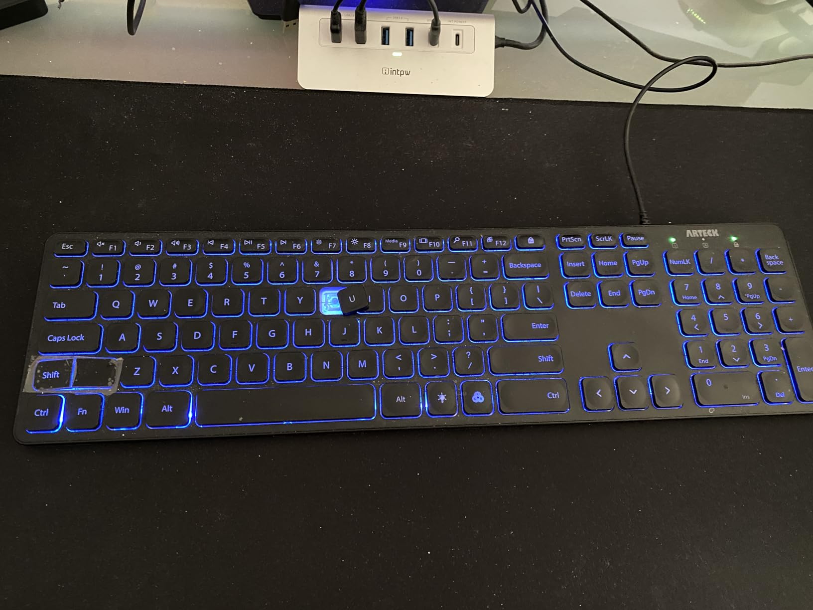 Arteck Backlit USB Wired Full Size Keyboard with Media Hotkey for PC and Laptop customer photo 1