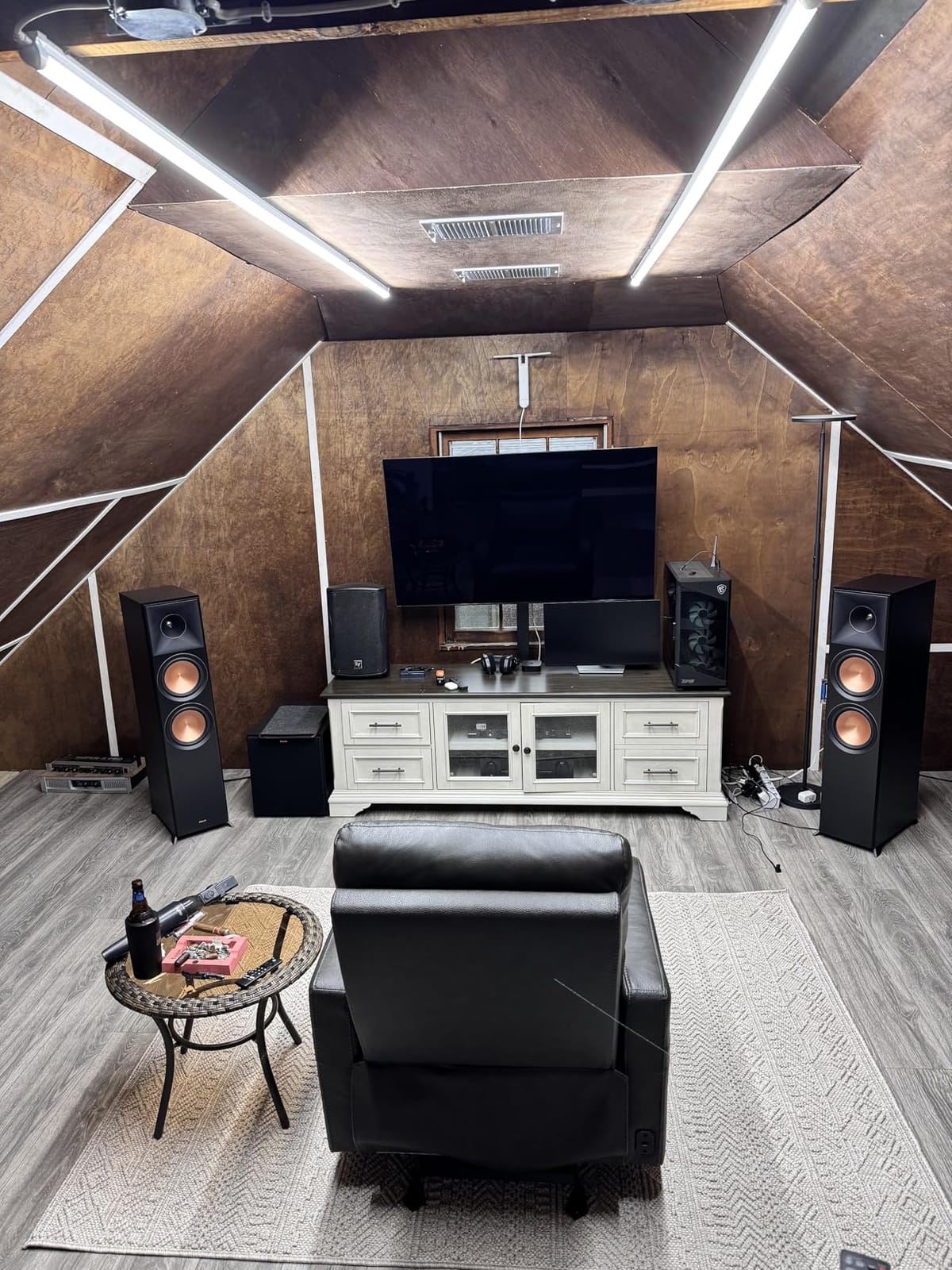 Klipsch Reference Premiere RP-8000F II Walnut Floorstanding Speaker customer photo 2