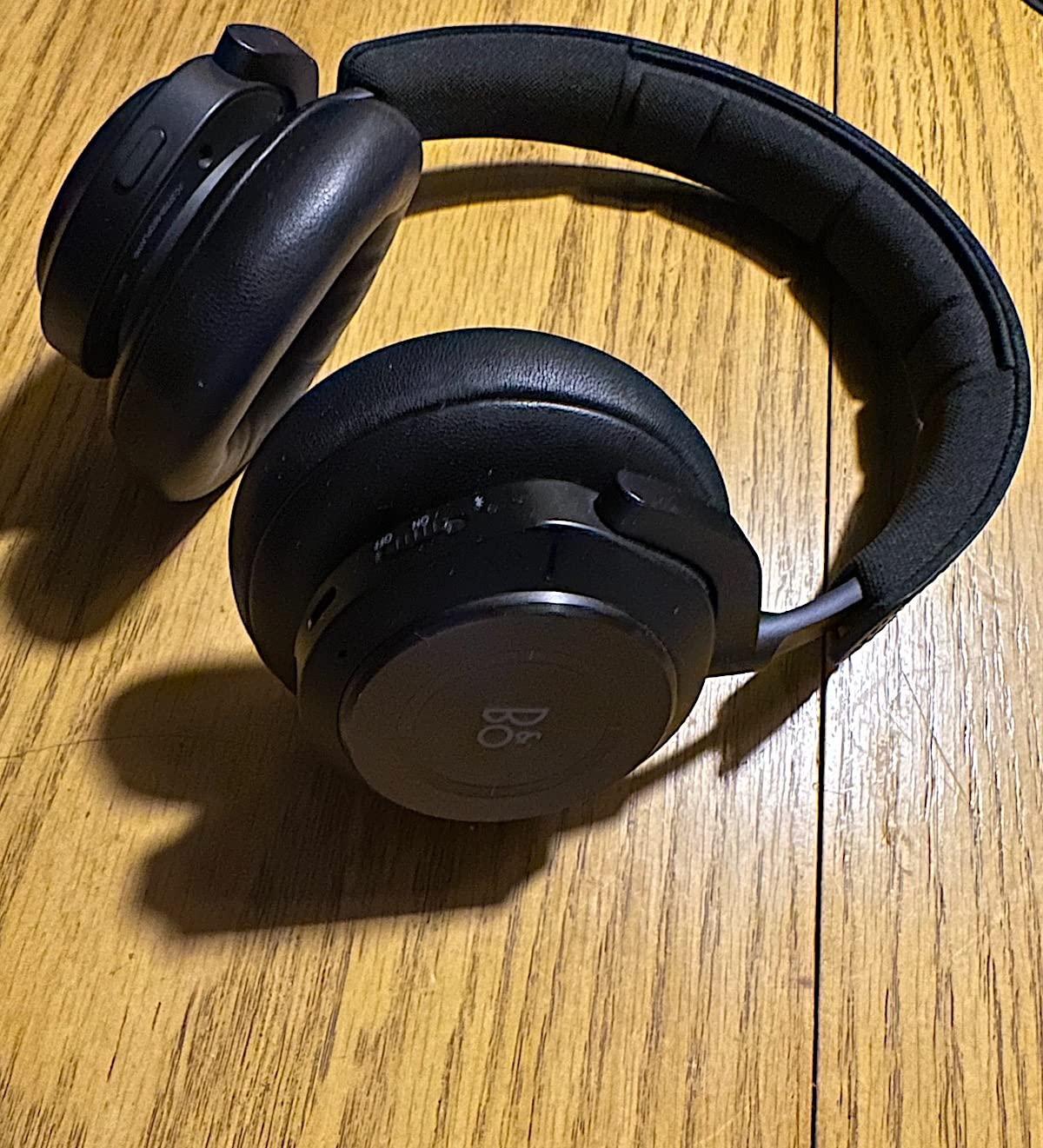 Bang & Olufsen Beoplay EX - Wireless Bluetooth Earphones with Microphone and Active Noise Cancelling, Waterproof, 20 Hours of Playtime customer photo 2