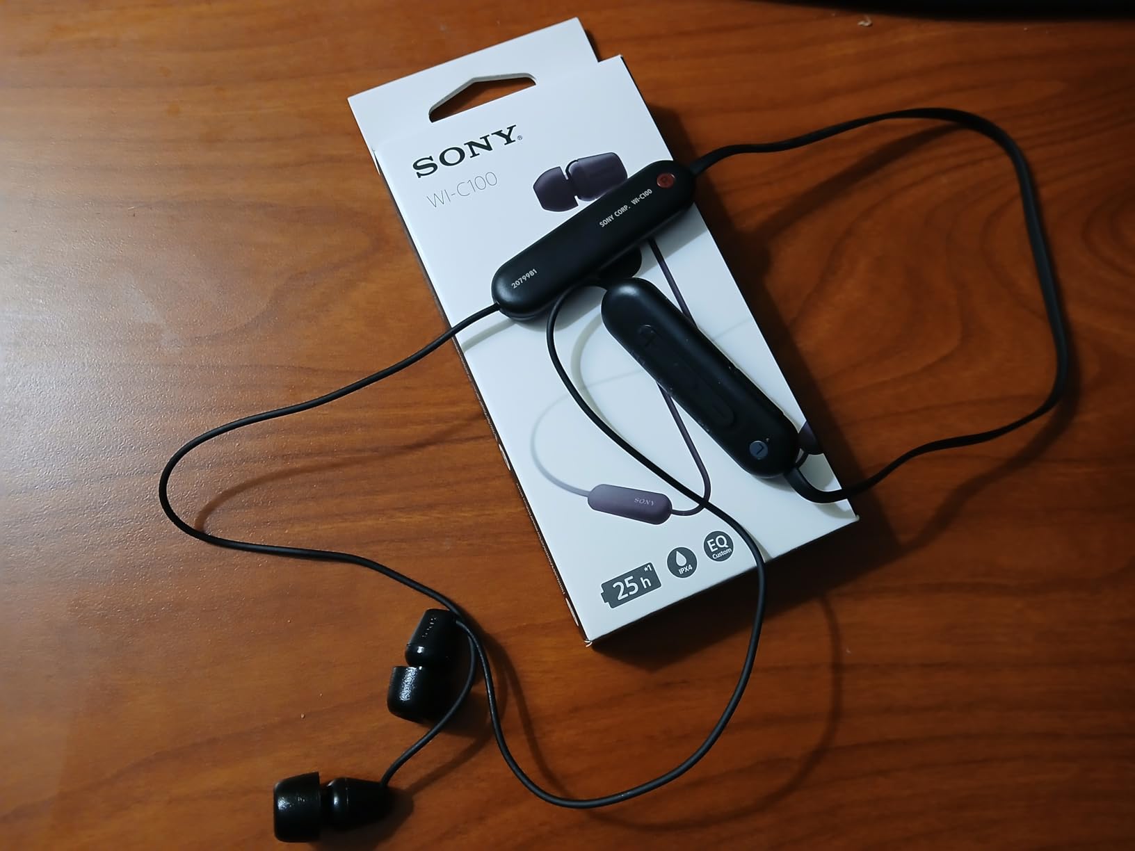 Sony WI-C100 Wireless in-Ear Bluetooth Headphones with Built-in Mic, Black customer photo 2