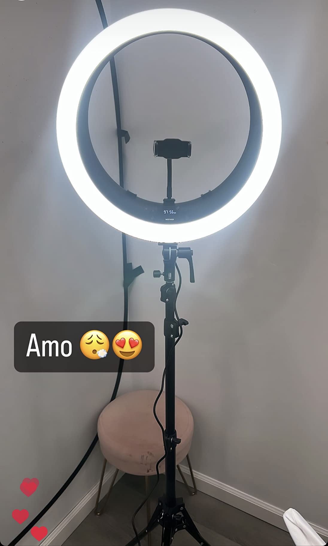 NEEWER Ring Light RP19H 19 Inch with Tripod Stand 3 Phone Holders customer photo 1