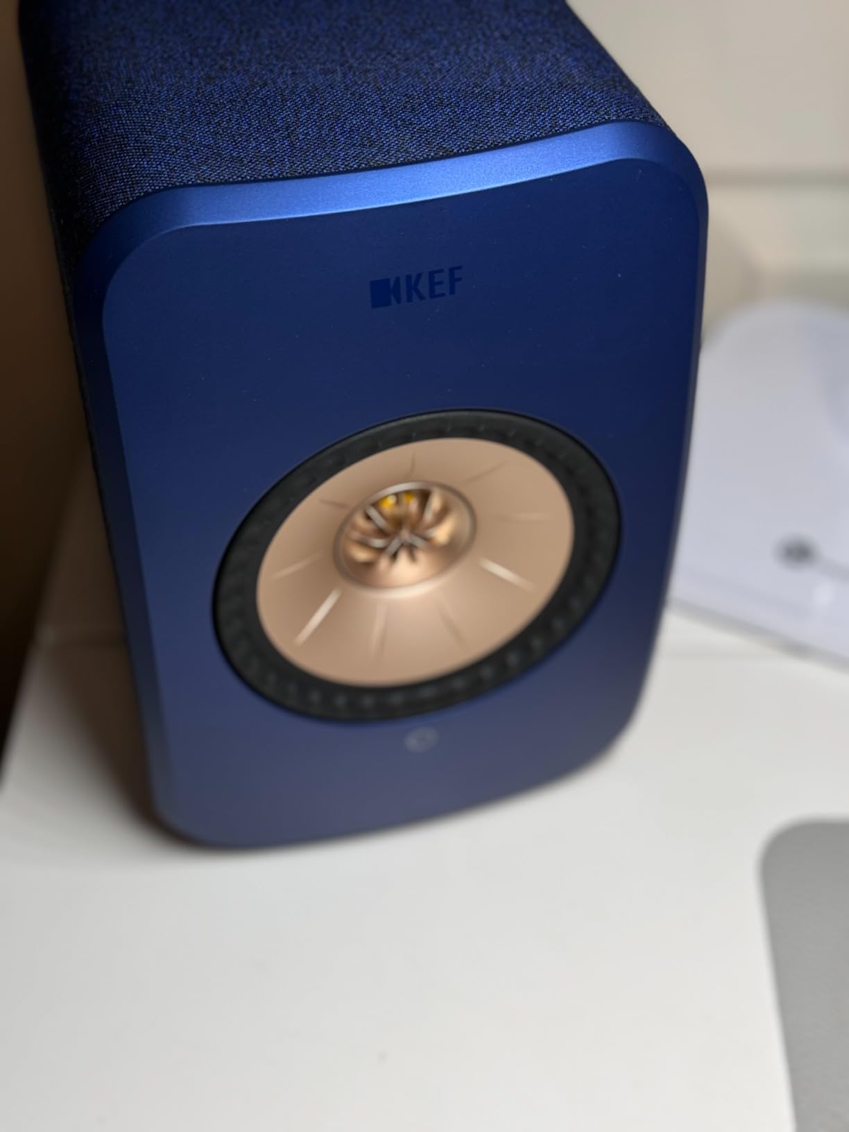 KEF LSX II Wireless HiFi Speaker System (Carbon Black) customer photo 2