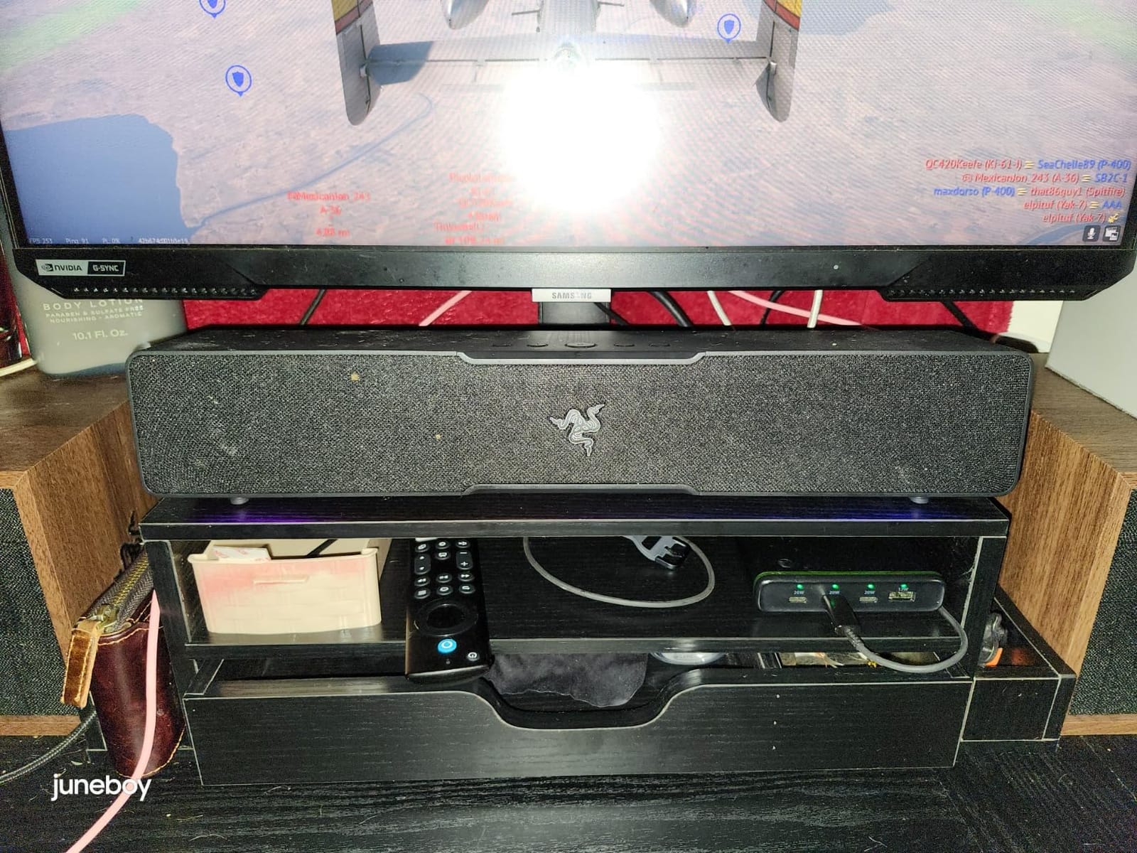 Razer Leviathan V2 X, PC Soundbar with Full-Range Drivers, Black customer photo 1