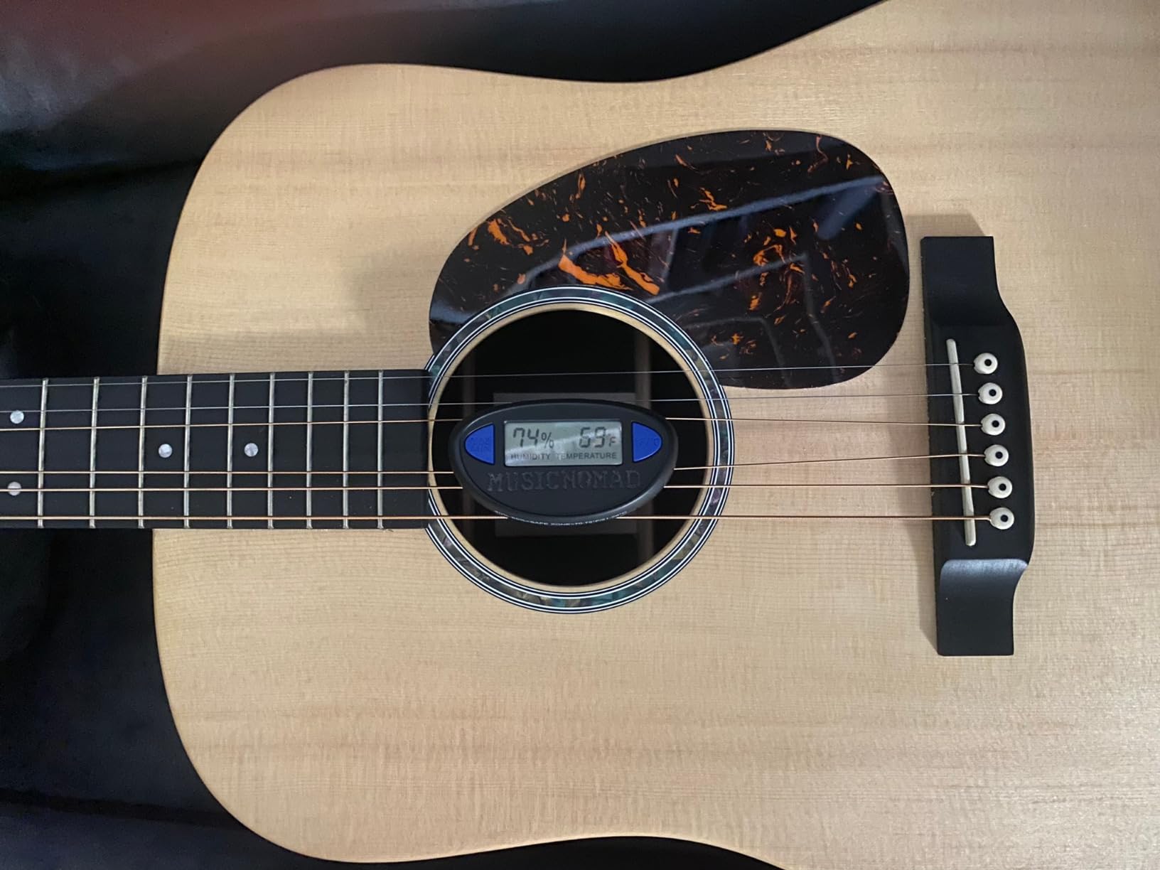 MusicNomad The Humitar ONE Acoustic Guitar Humidifier & Hygrometer (MN311) customer photo 1