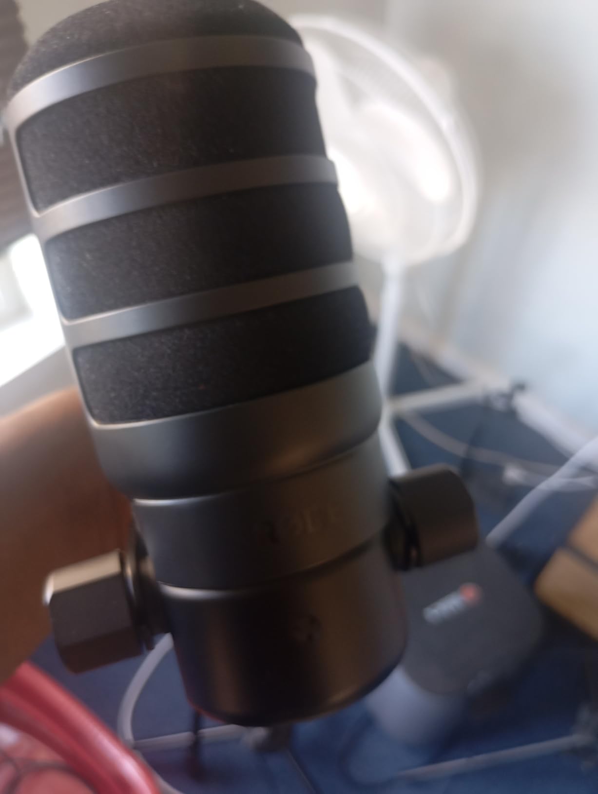 RØDE PodMic USB Dynamic Broadcast Microphone, XLR + USB-C customer photo 2