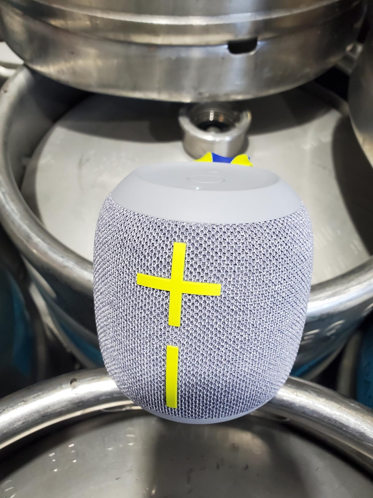 Ultimate Ears WONDERBOOM 4 Portable Waterproof Speaker - Black customer photo 1