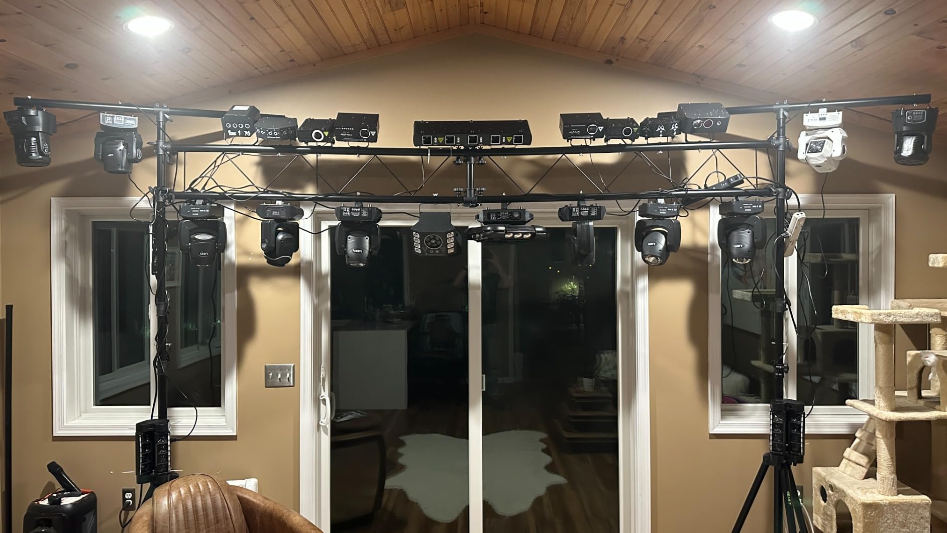 GEARit Lighting Truss System (x2) 12 Ft Tripod Stands With T-Bars (x2) 5 Ft Stage Trusses, 36 Mounting Points, Up to 200 Lbs Capacity for Pro-Grade Portable for DJ Lighting, Bands, Venues and Stages customer photo 1