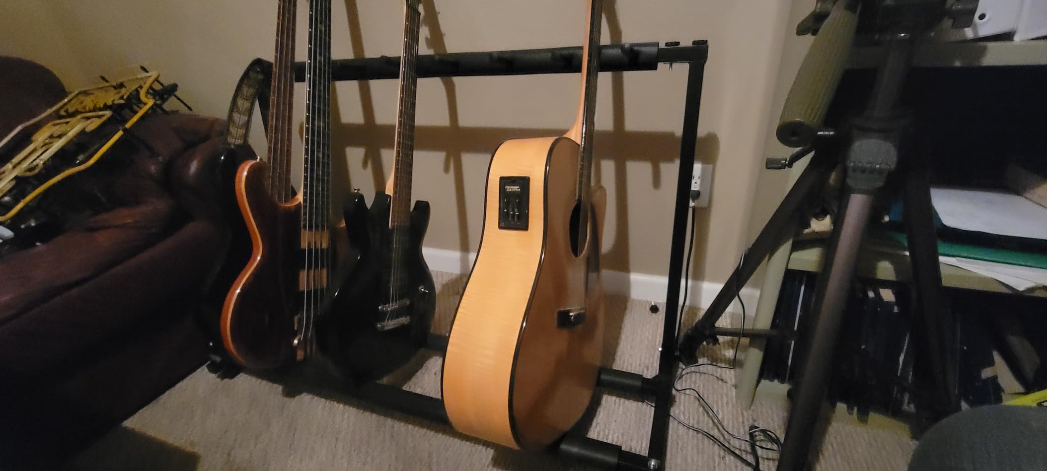 GeeWin Multi Guitar Stand, 9 Guitar Stand Rack, Folding Guitar Stand, Guitar Rack for Multiple Guitars for Acoustic, Electric Guitar, Bass, Guitar Holder Stand, Multiple Guitars Display (9 Holder) customer photo 1