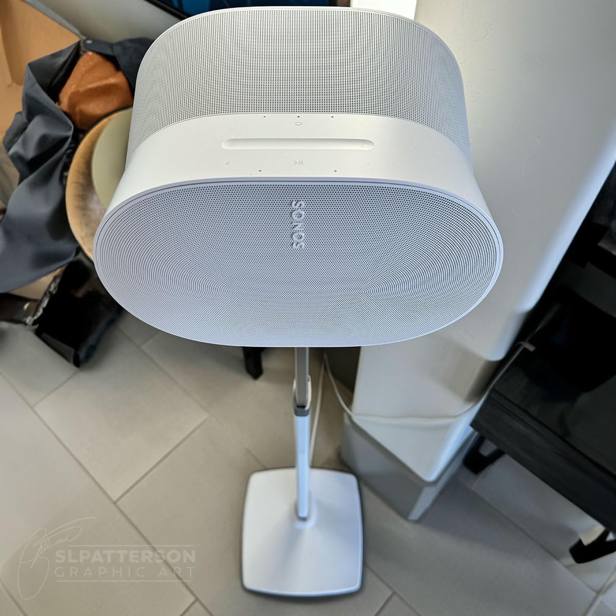Sonos Era 300 Wireless Smart Speaker with Dolby Atmos - White customer photo 2